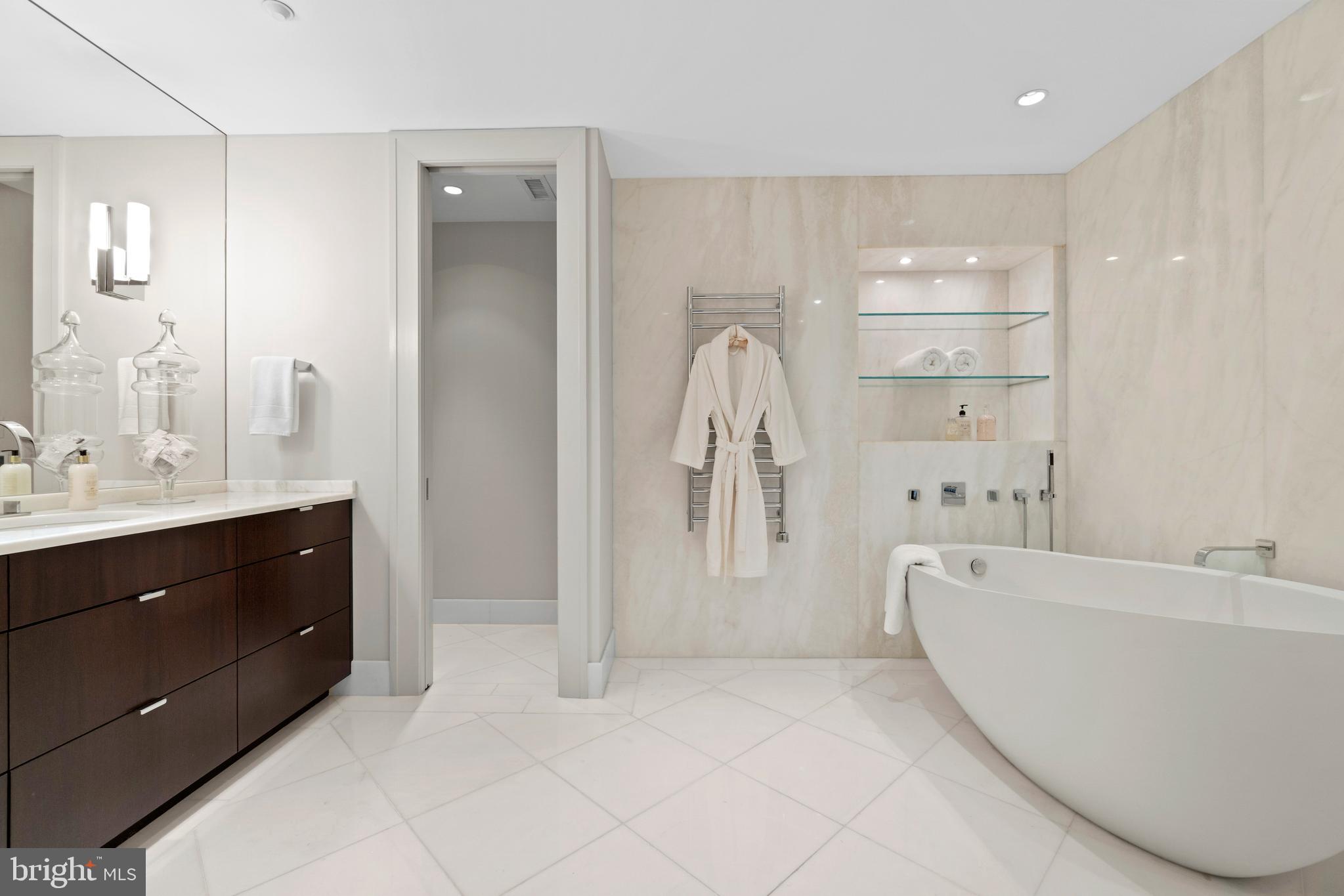 GEORGETOWN - Residential