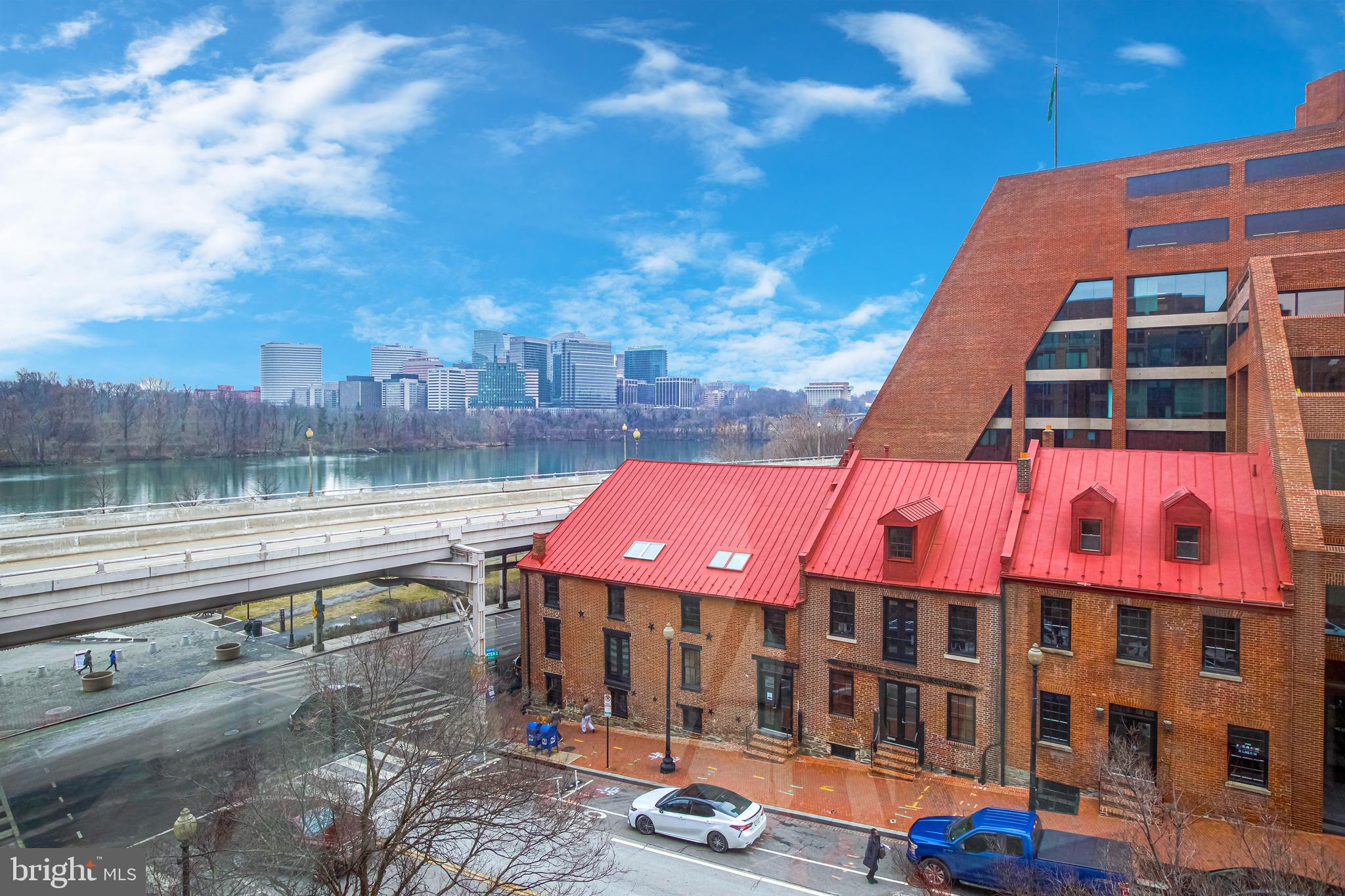 GEORGETOWN - Residential