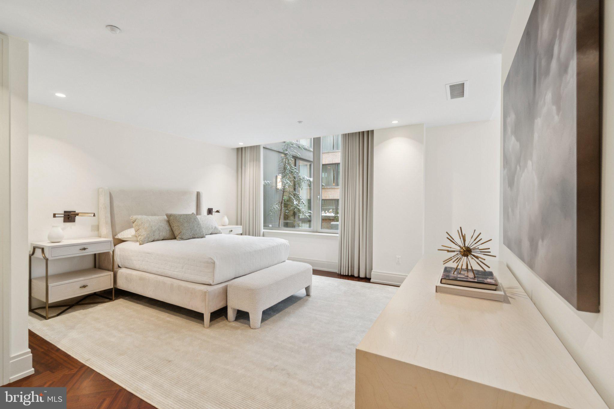 GEORGETOWN - Residential