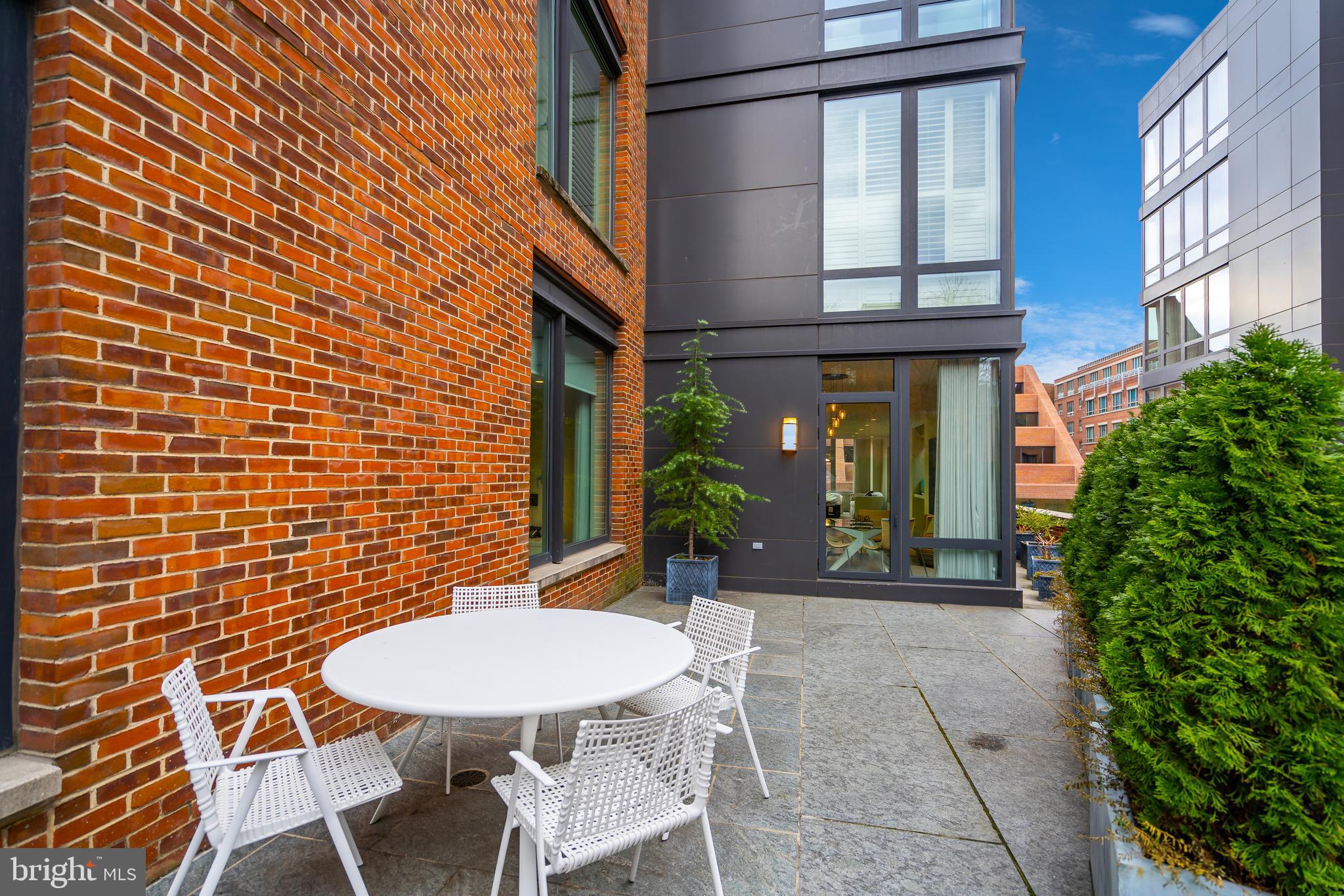 GEORGETOWN - Residential