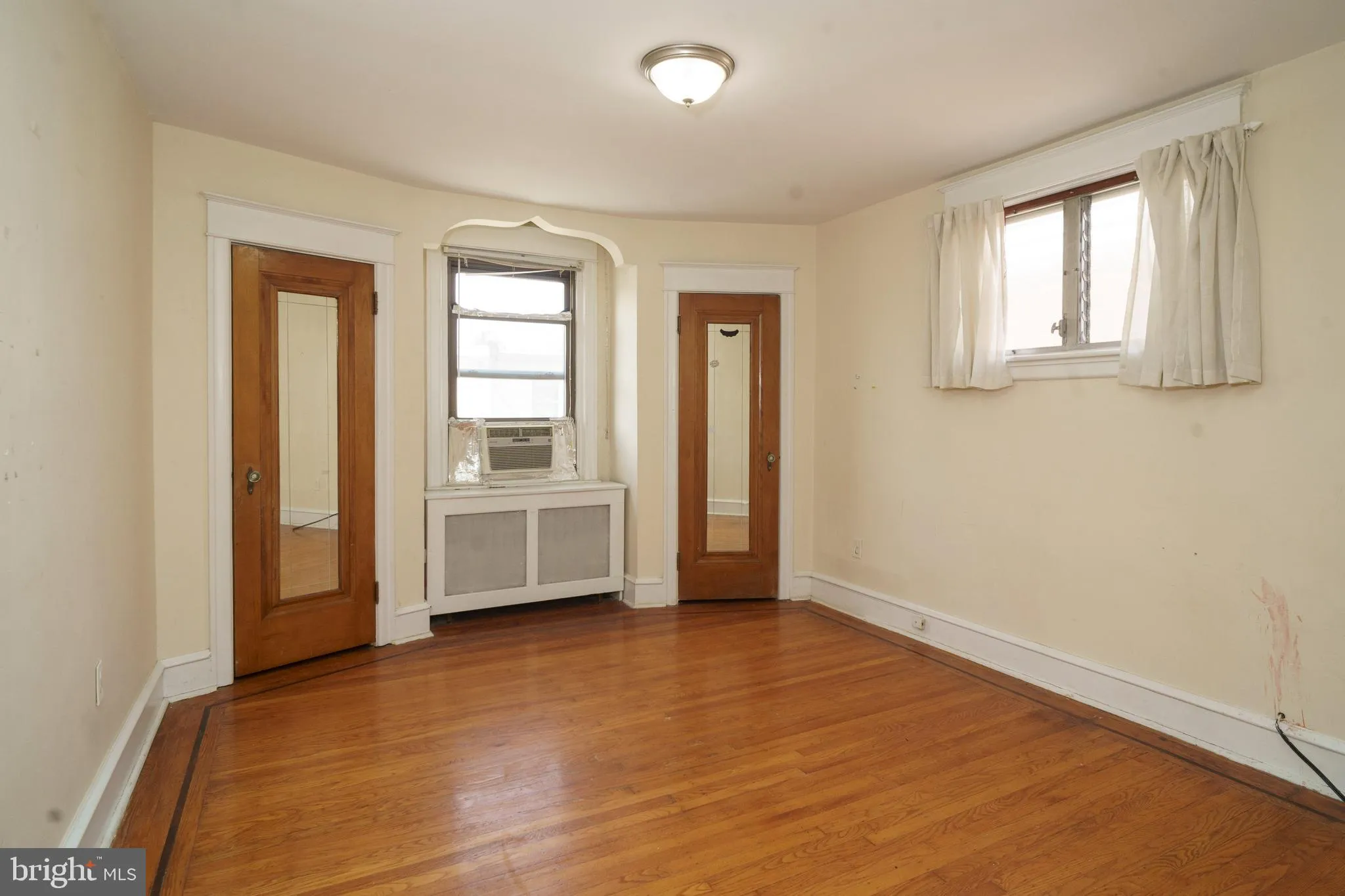Philadelphia, Pennsylvania 19136, United States, 3 Bedrooms Bedrooms, ,2 BathroomsBathrooms,Residential,Pending,117219