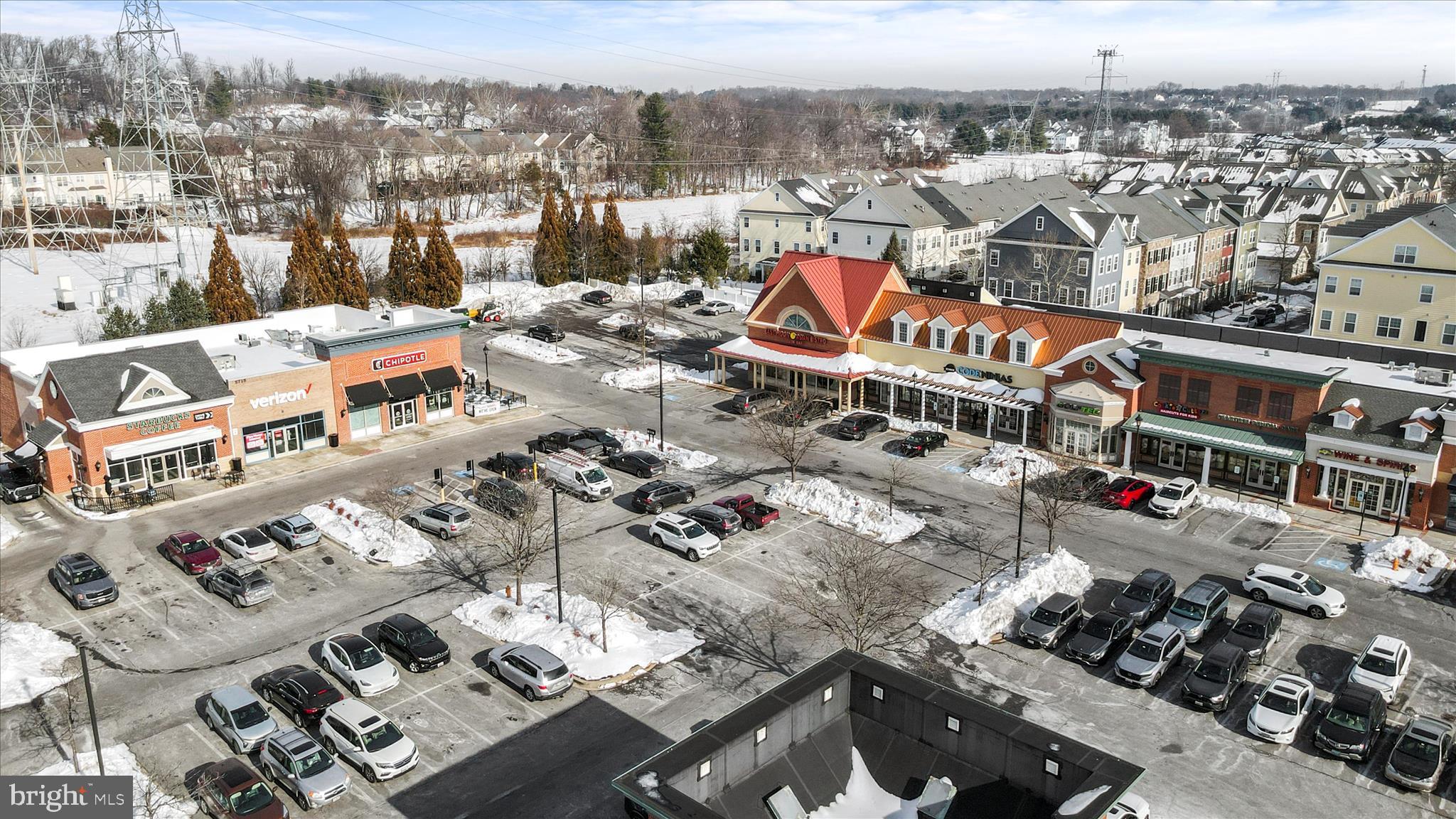 VILLAGE OF MONTGOMERY RUN - Residential