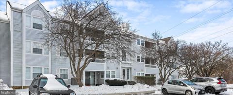 Condo For Sale - 8591 Falls Run Road #L<br/> Howard County, ELLICOTT CITY, MD 21043