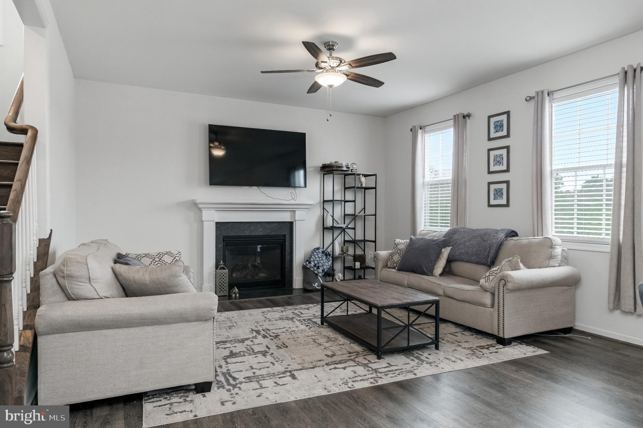 COURTLAND PARK - Residential