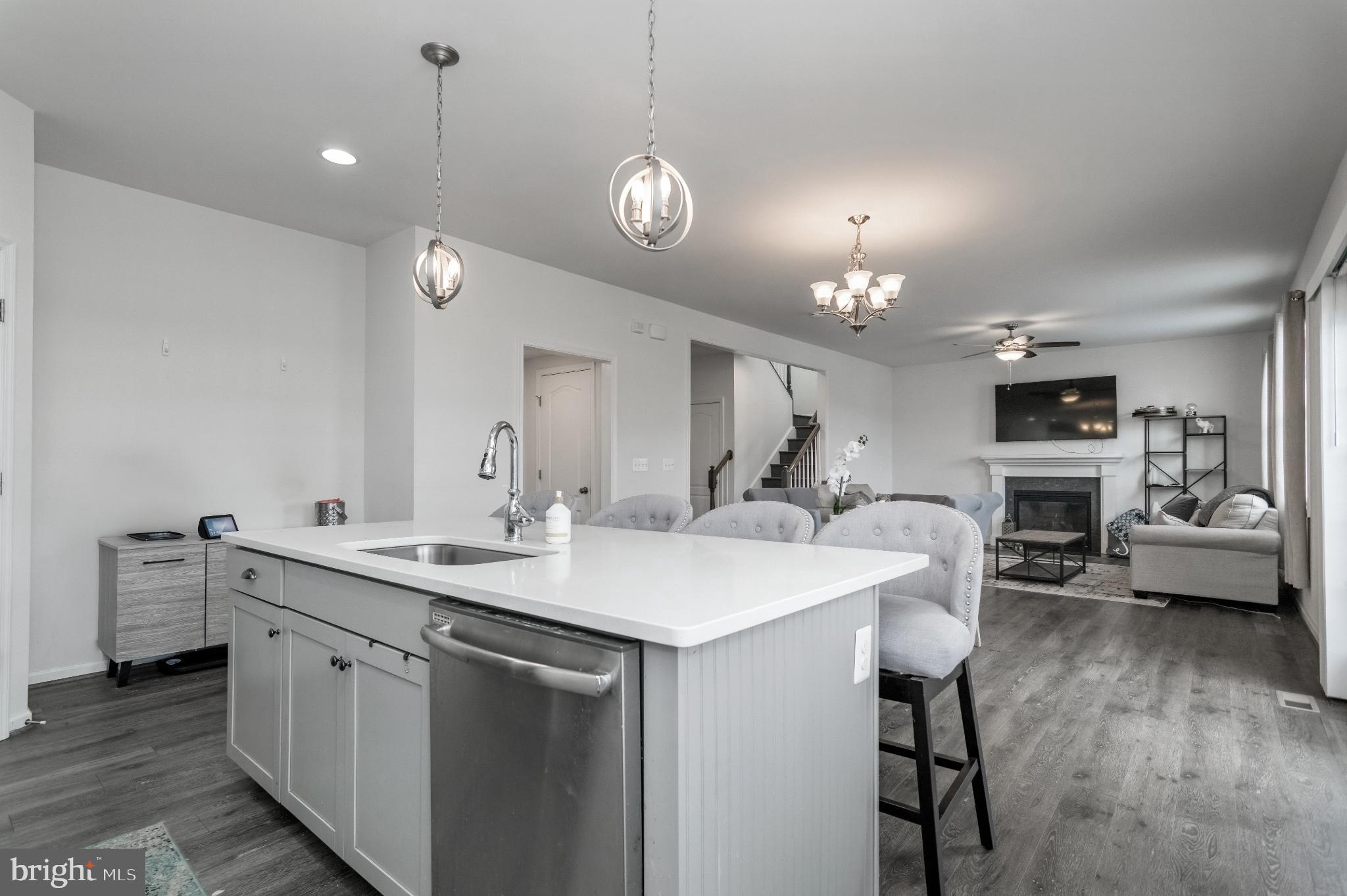 COURTLAND PARK - Residential