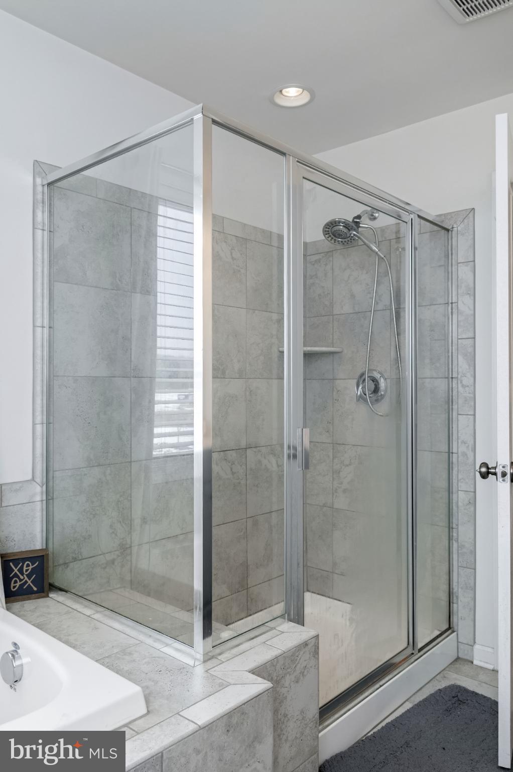 COURTLAND PARK - Residential