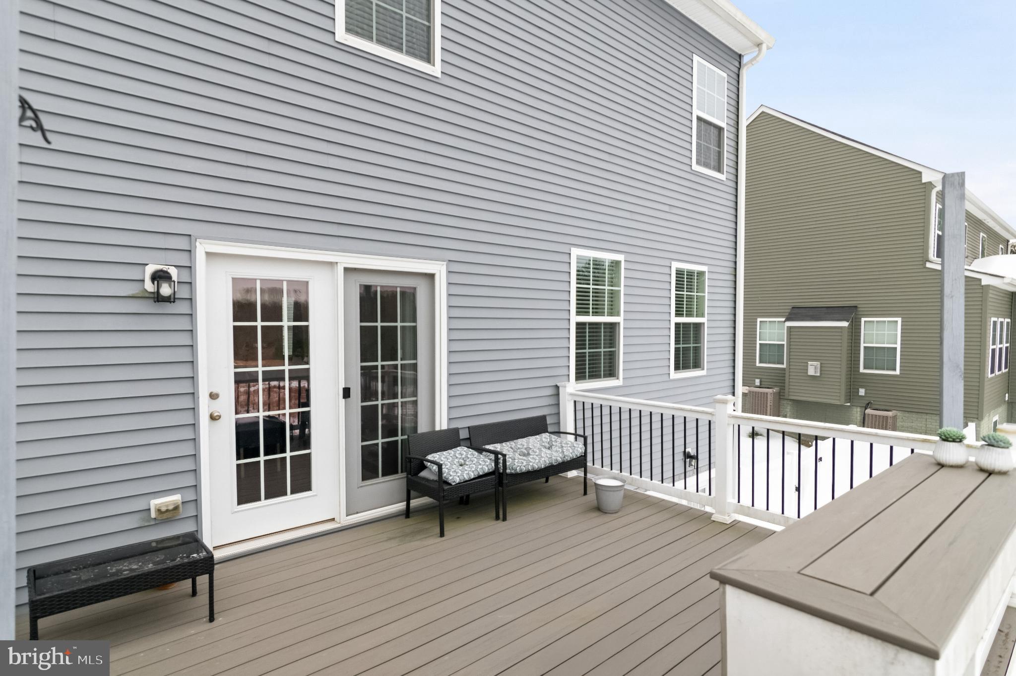 COURTLAND PARK - Residential