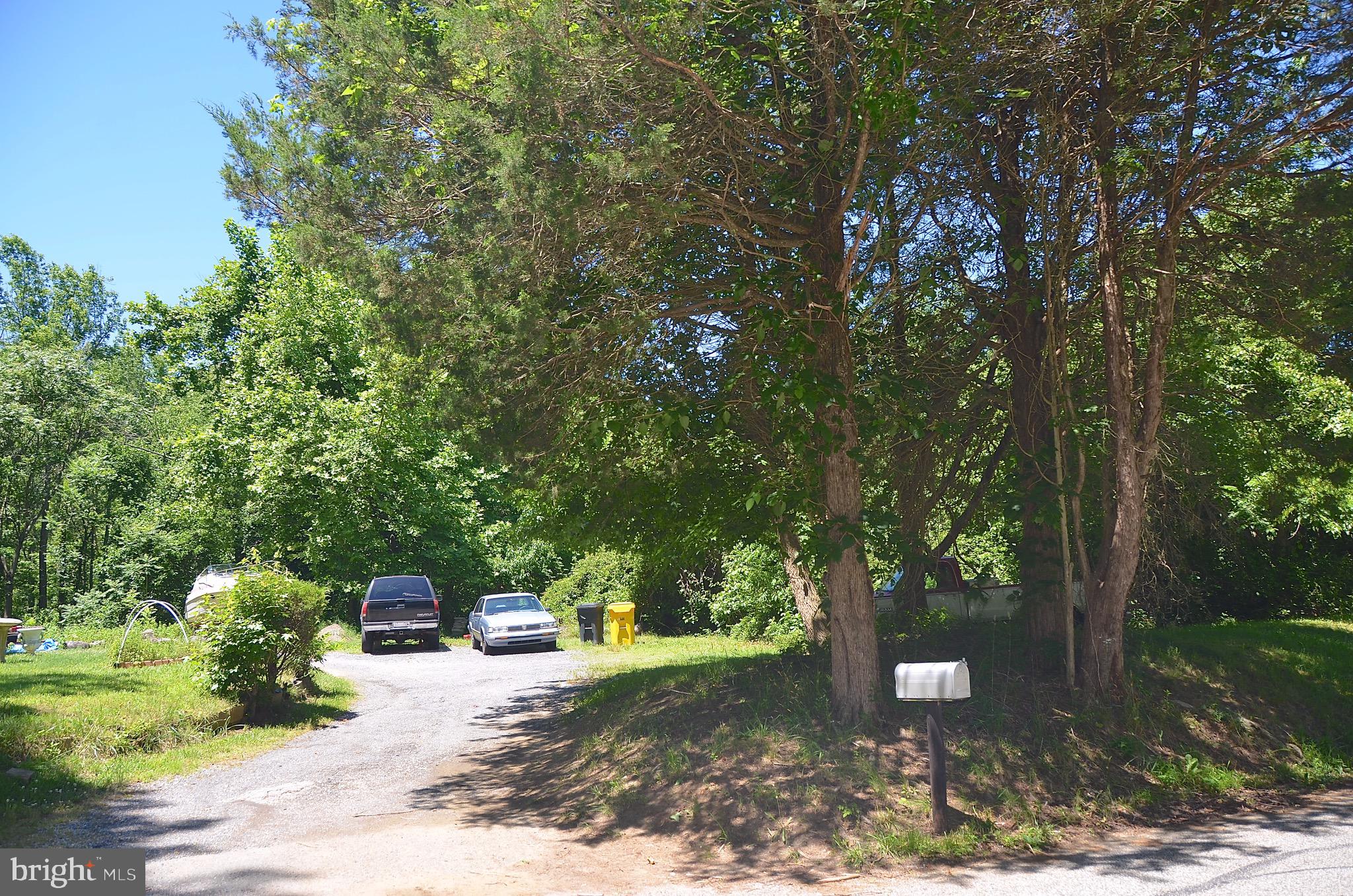 EDGEWATER - Residential