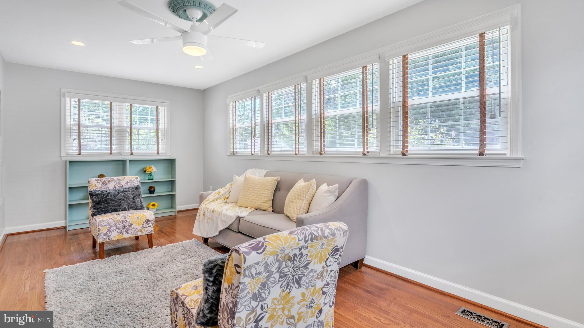 VALLEY VIEW - Residential