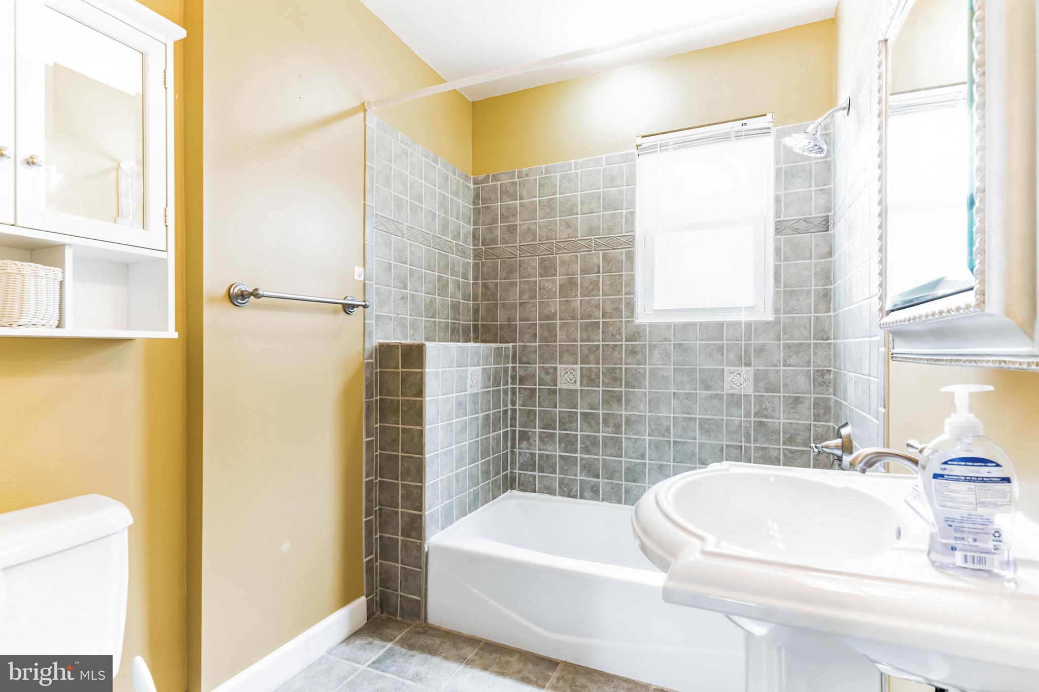 VALLEY VIEW - Residential