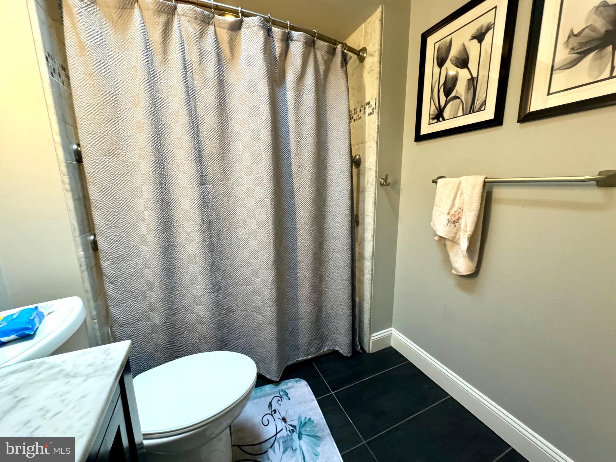 MAYFAIR - Residential