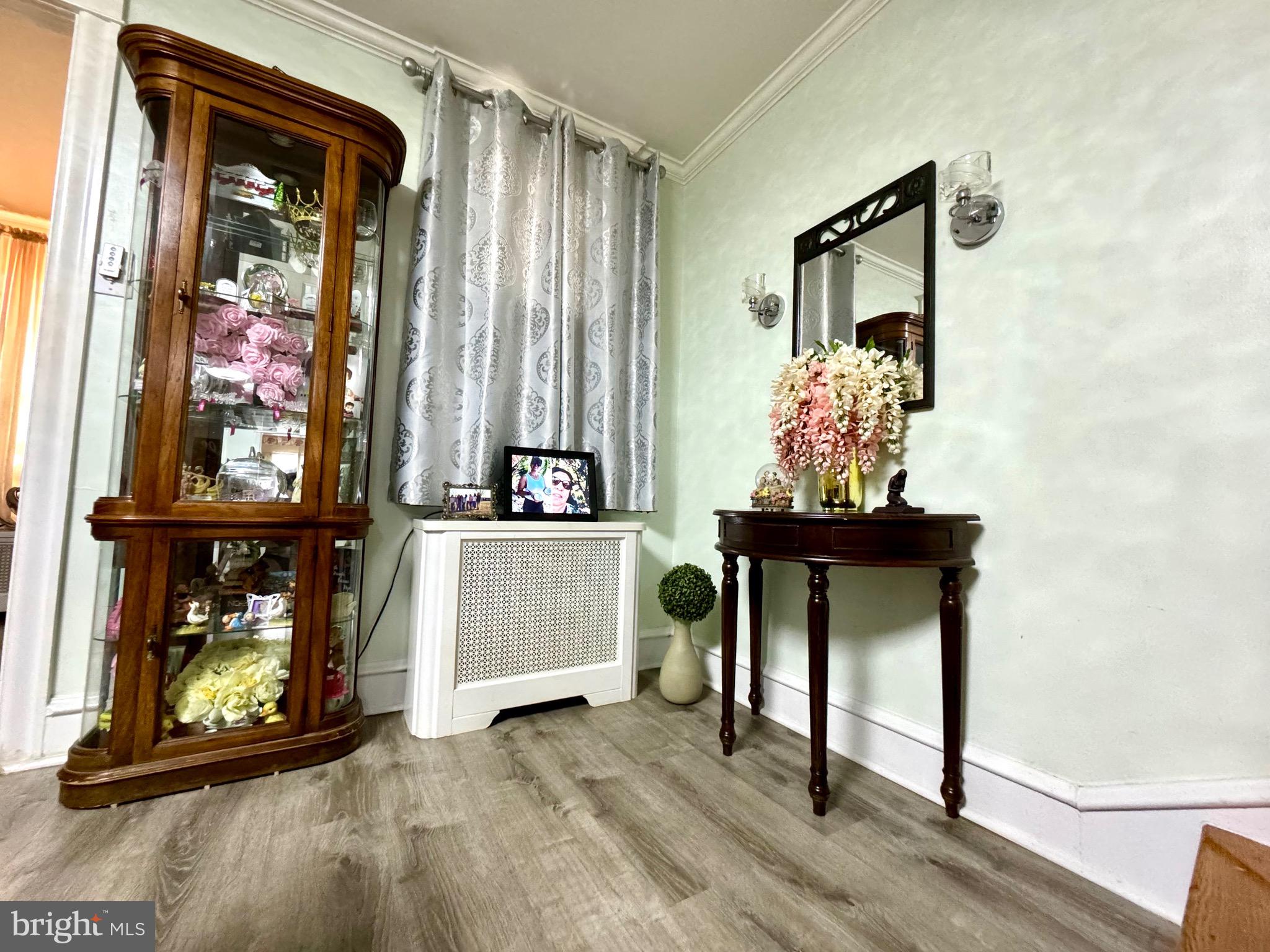 MAYFAIR - Residential