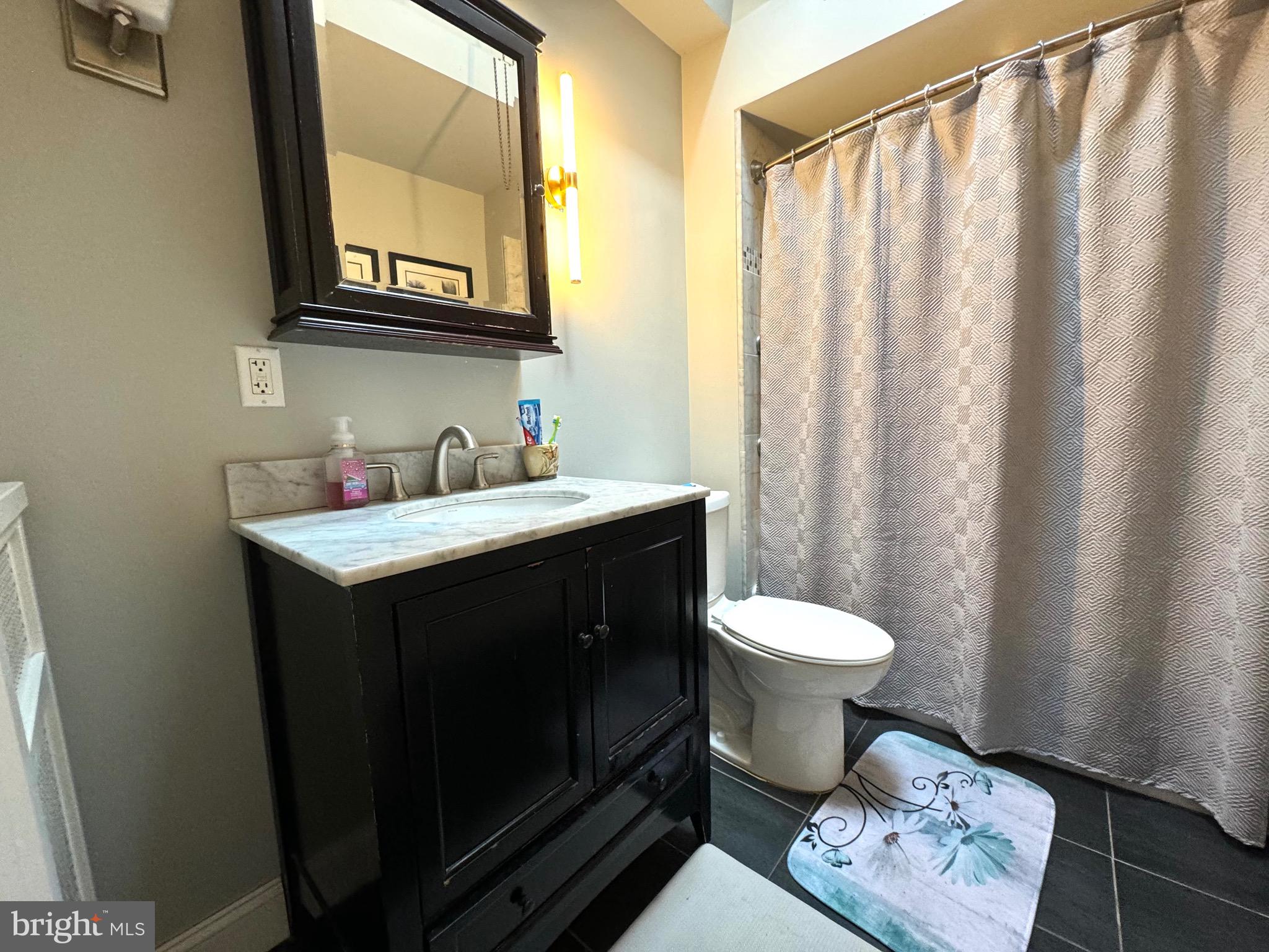 MAYFAIR - Residential