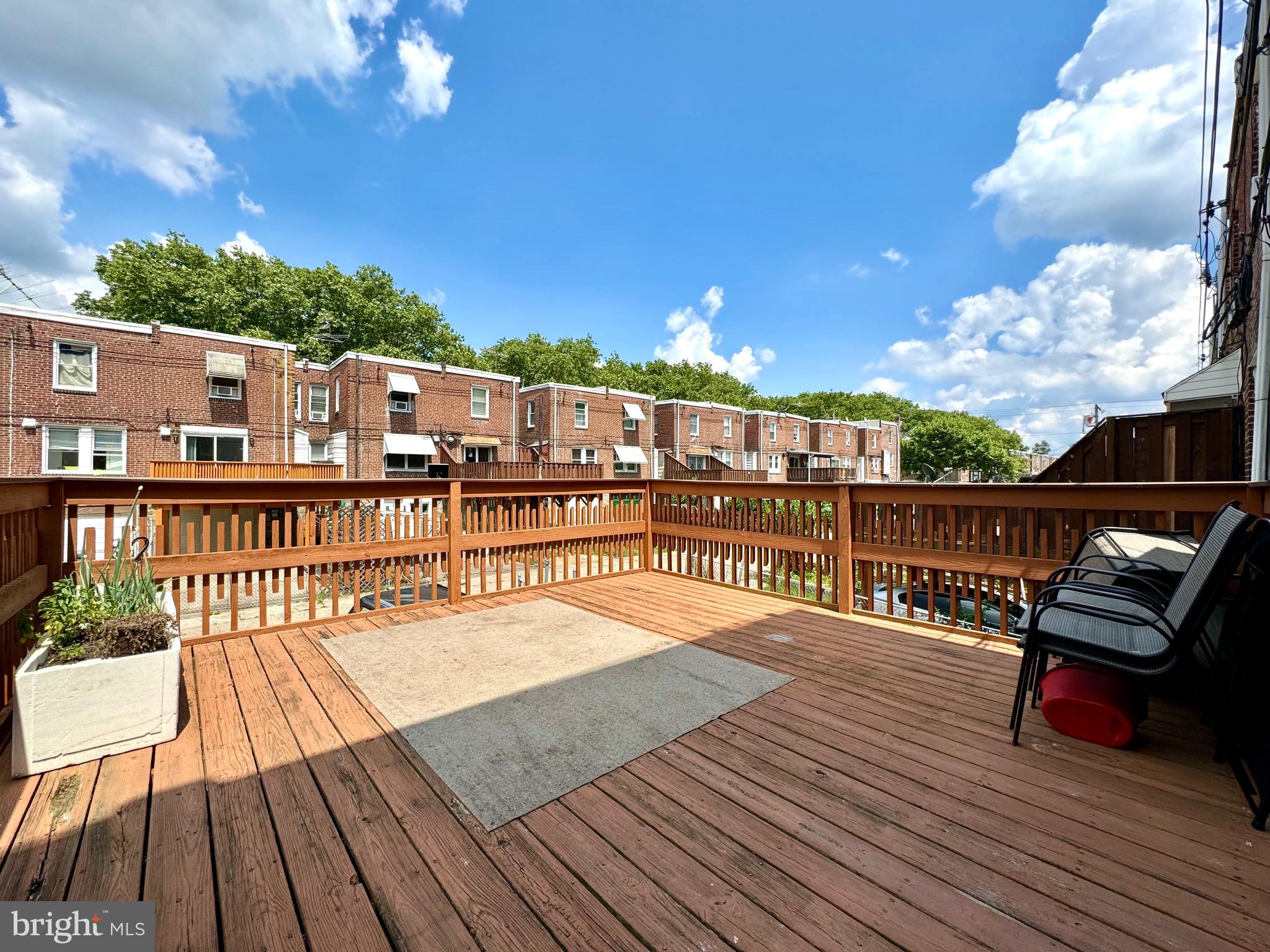 MAYFAIR - Residential