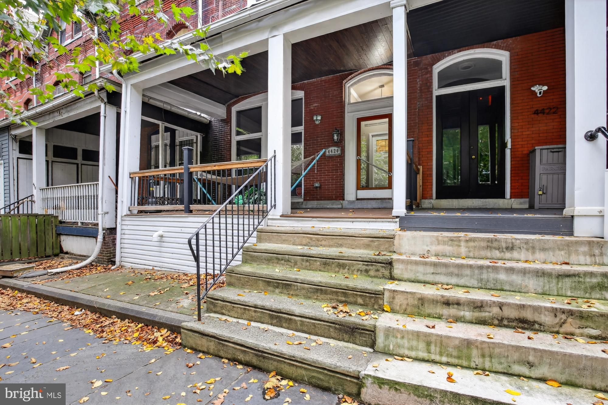 SPRUCE HILL - Residential Lease