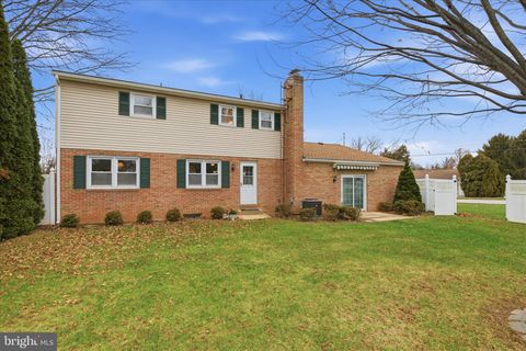 Tiny photo for 2430 Opal Road, YORK, PA 17408 (MLS # PAYK2094404)