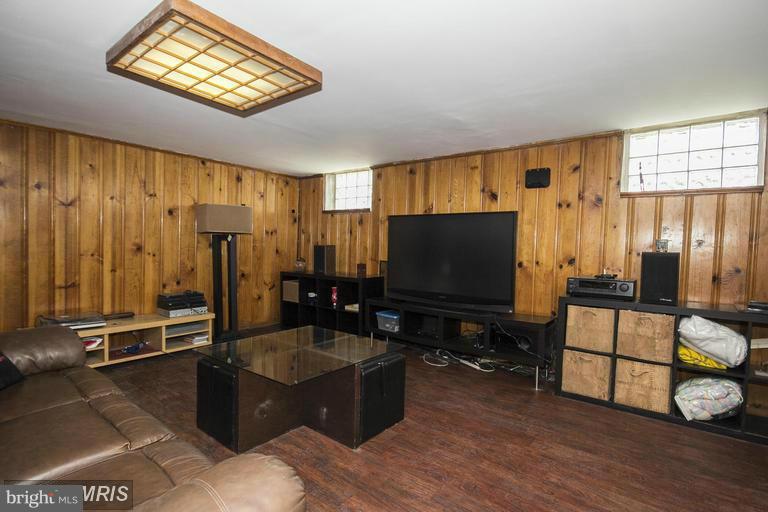 EDNOR GARDENS HISTORIC DISTRICT - Residential