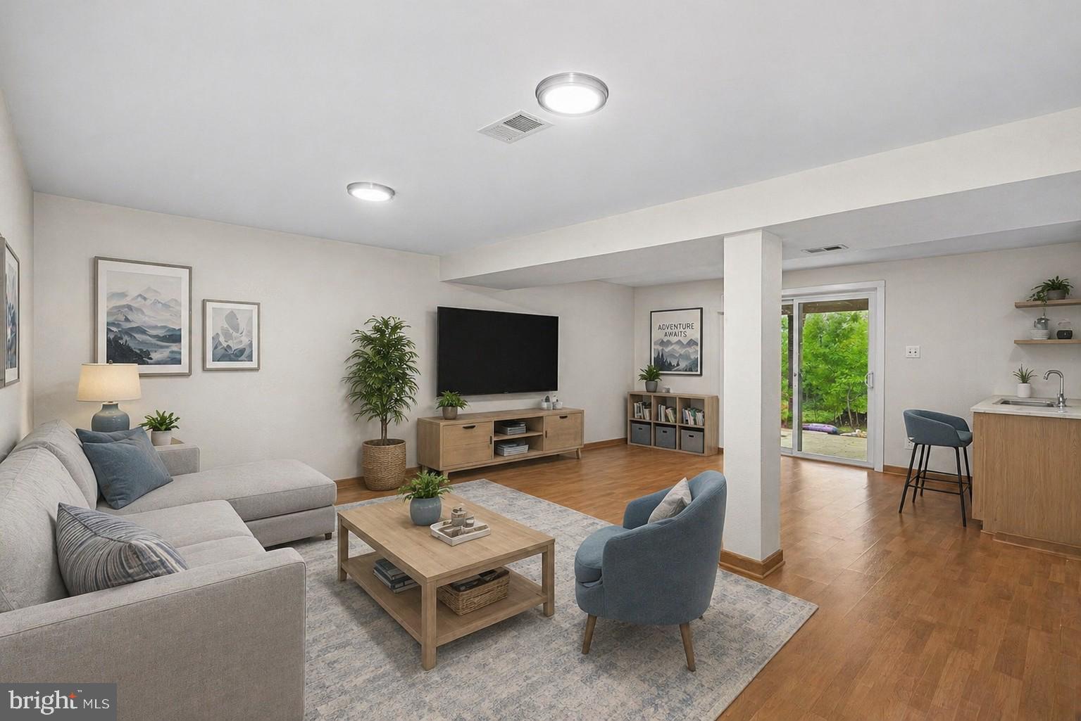 CHESTNUT HILLS WEST - Residential