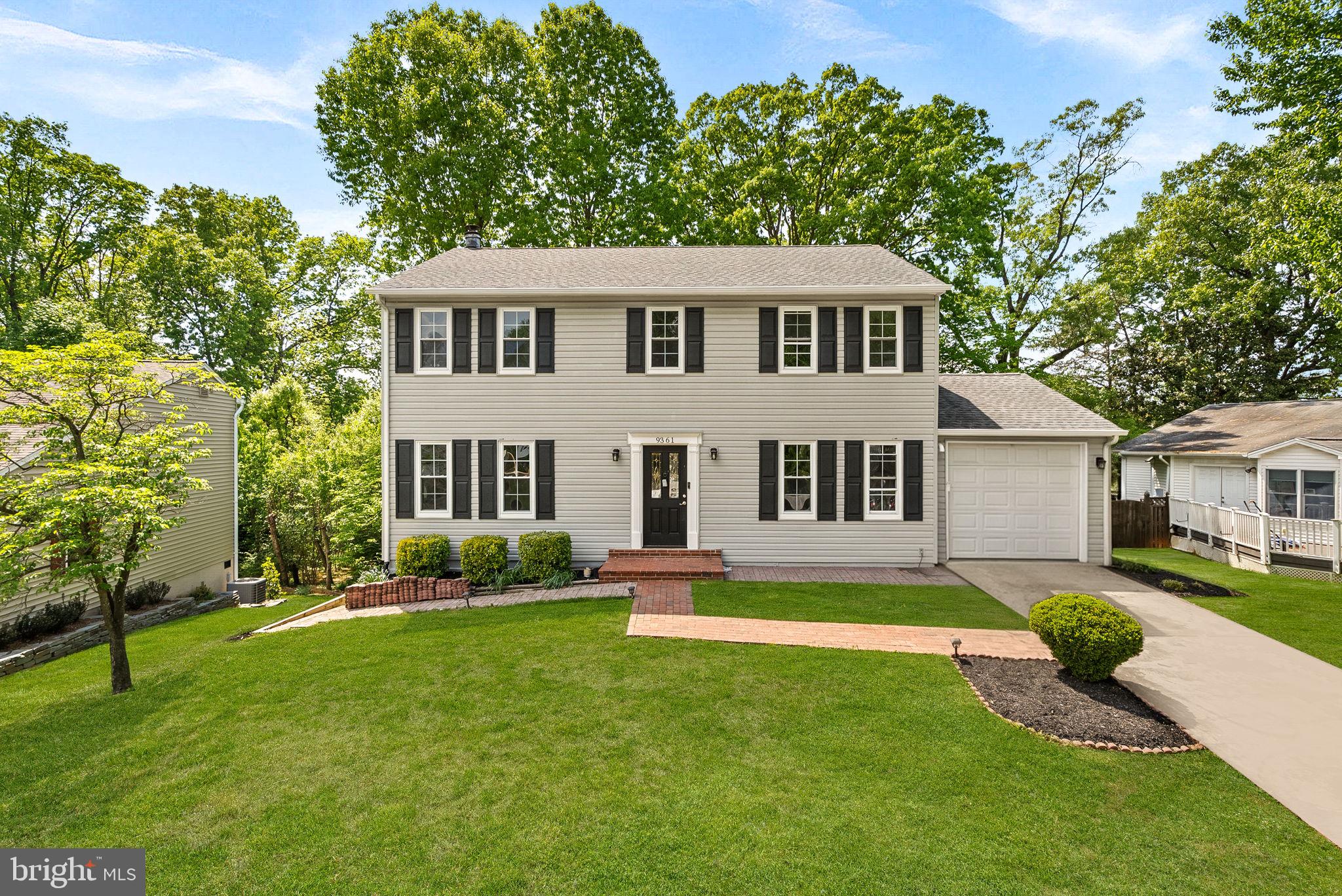 CHESTNUT HILLS WEST - Residential