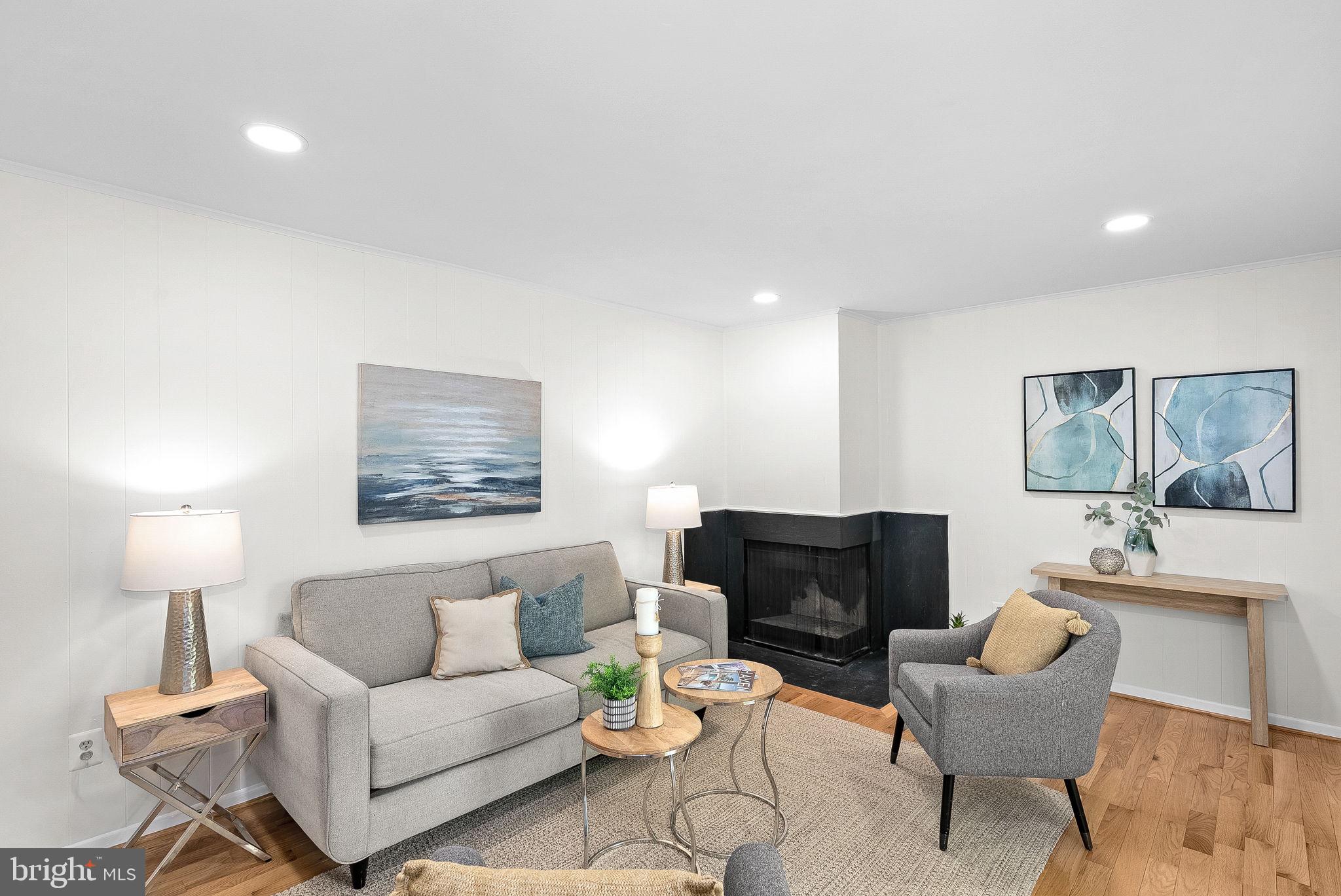 CHESTNUT HILLS WEST - Residential