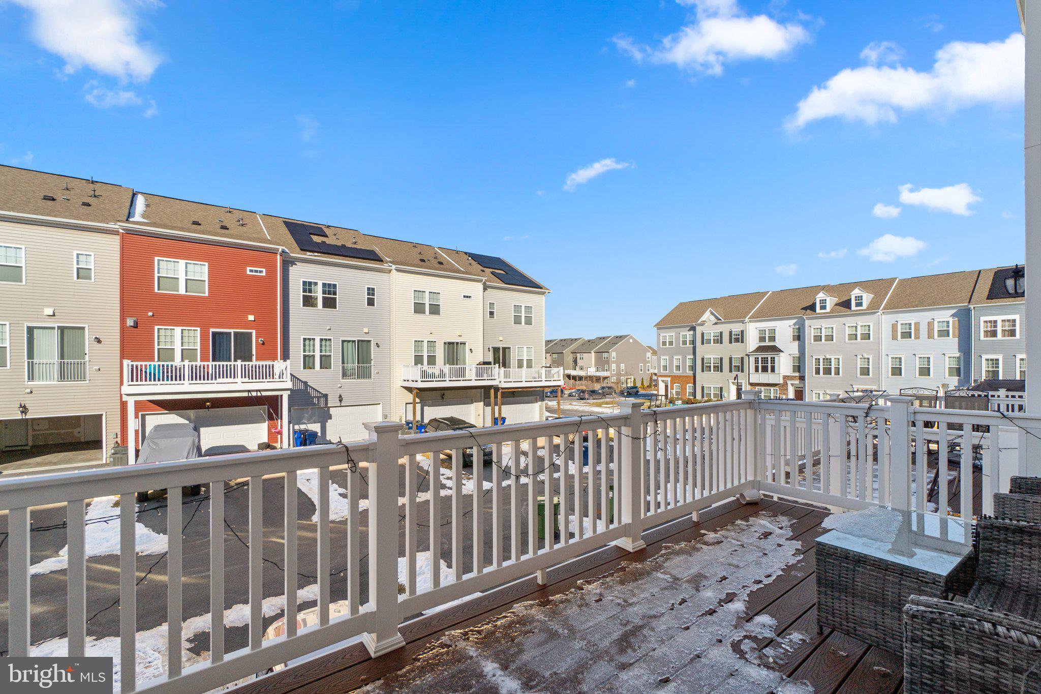 TALLYN RIDGE - Residential