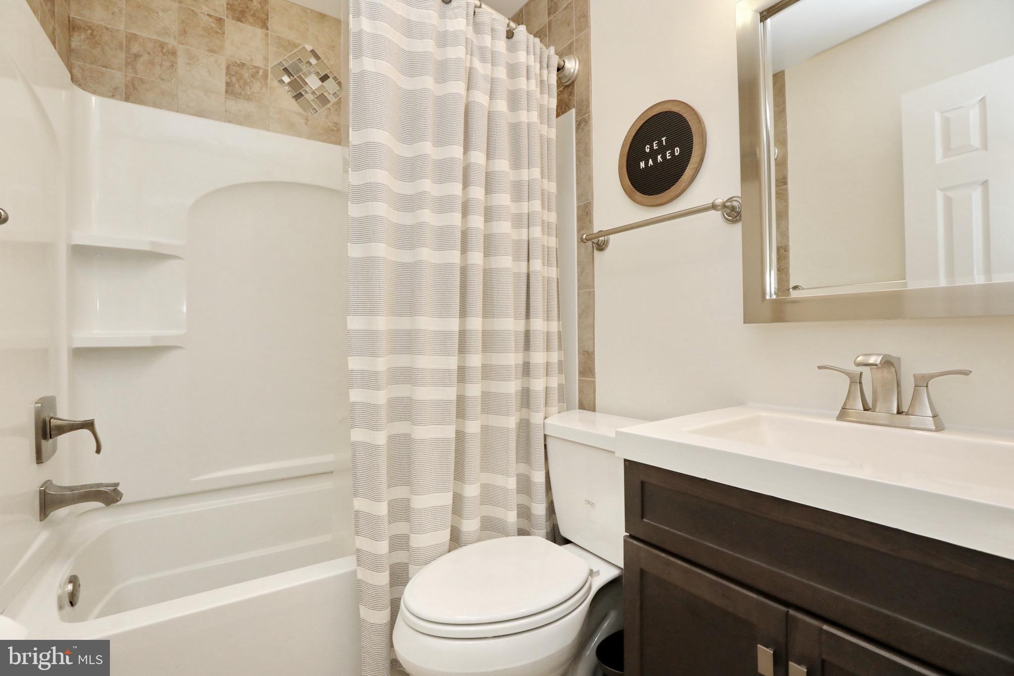 RUSTIC HILLS - Residential