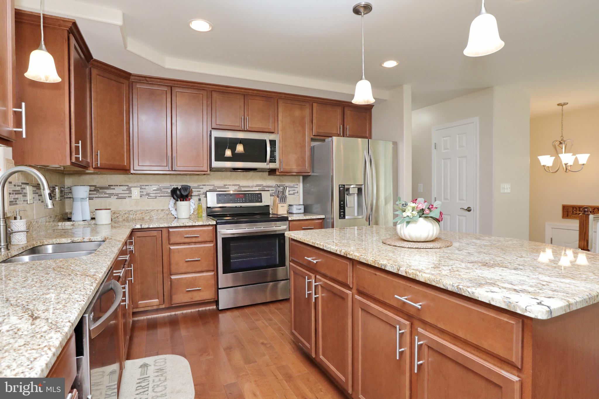 RUSTIC HILLS - Residential