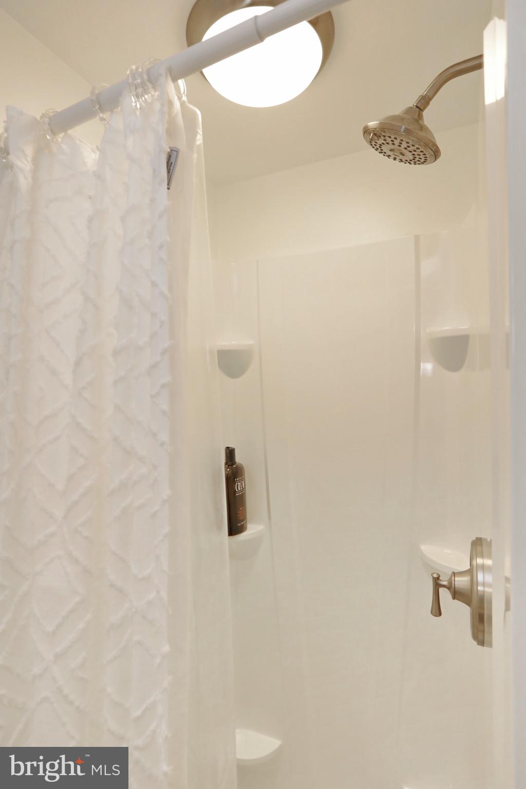 RUSTIC HILLS - Residential