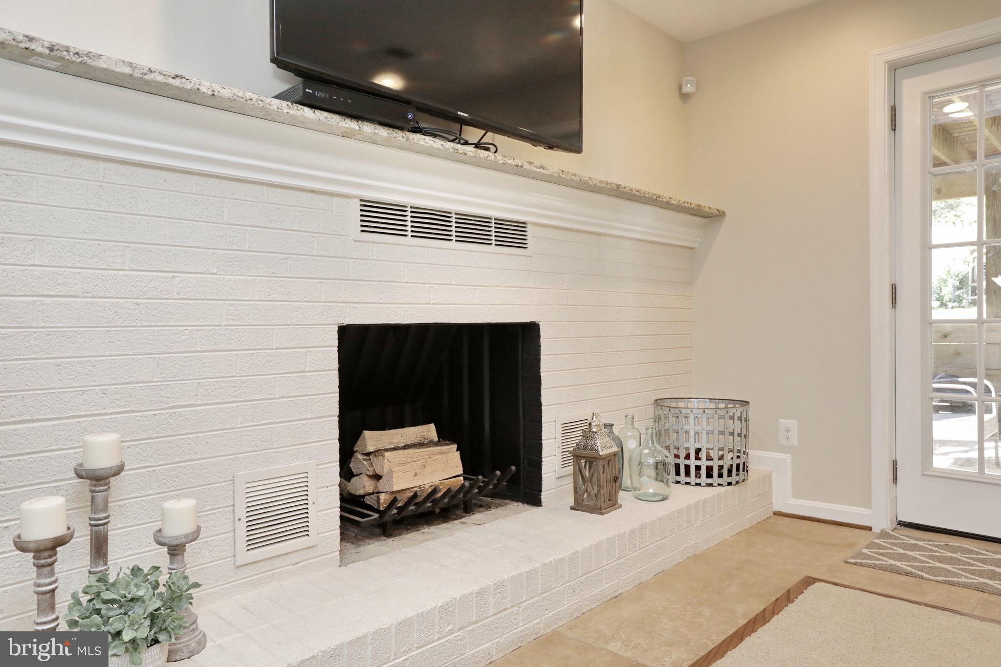 RUSTIC HILLS - Residential