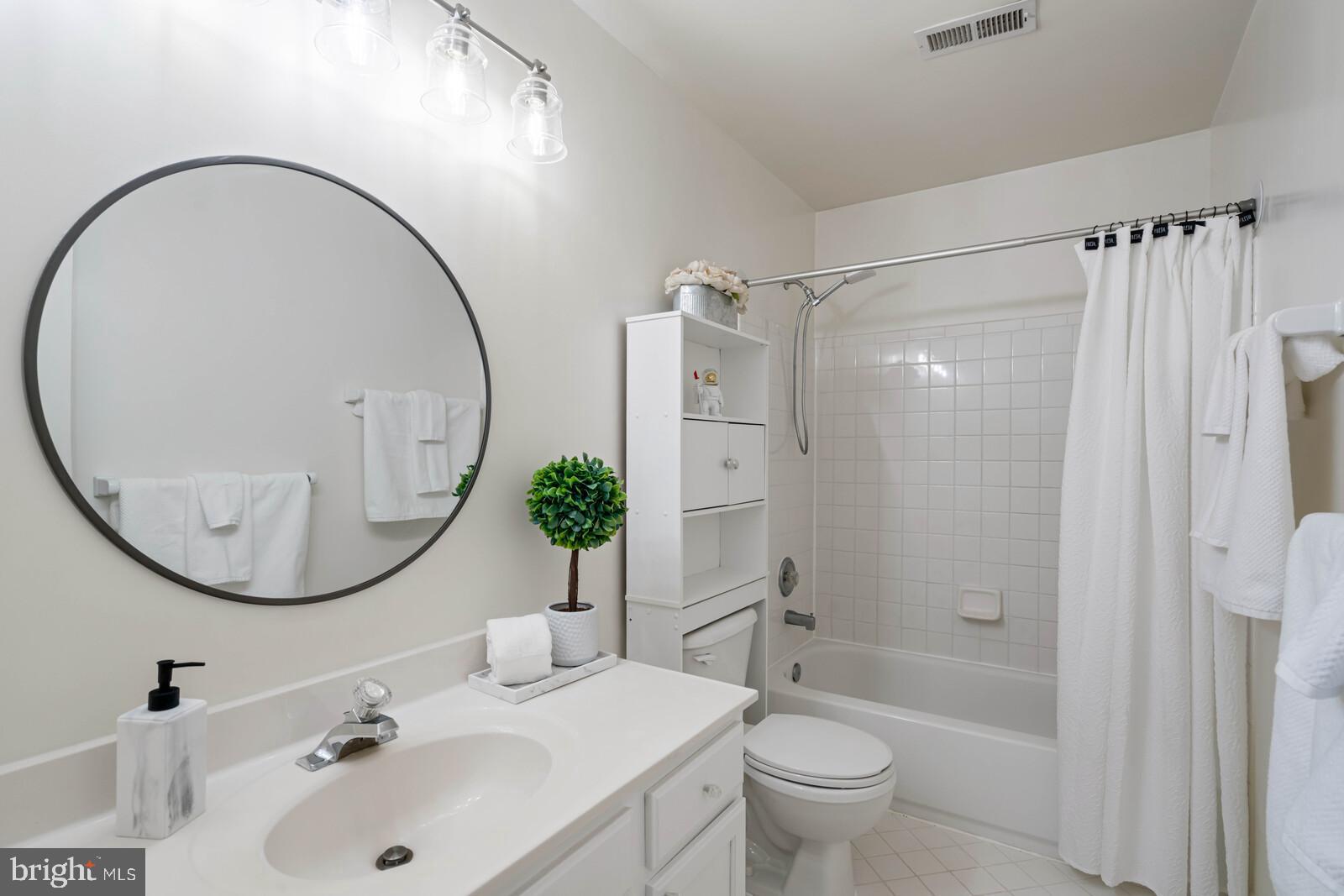 DALE CITY - Residential