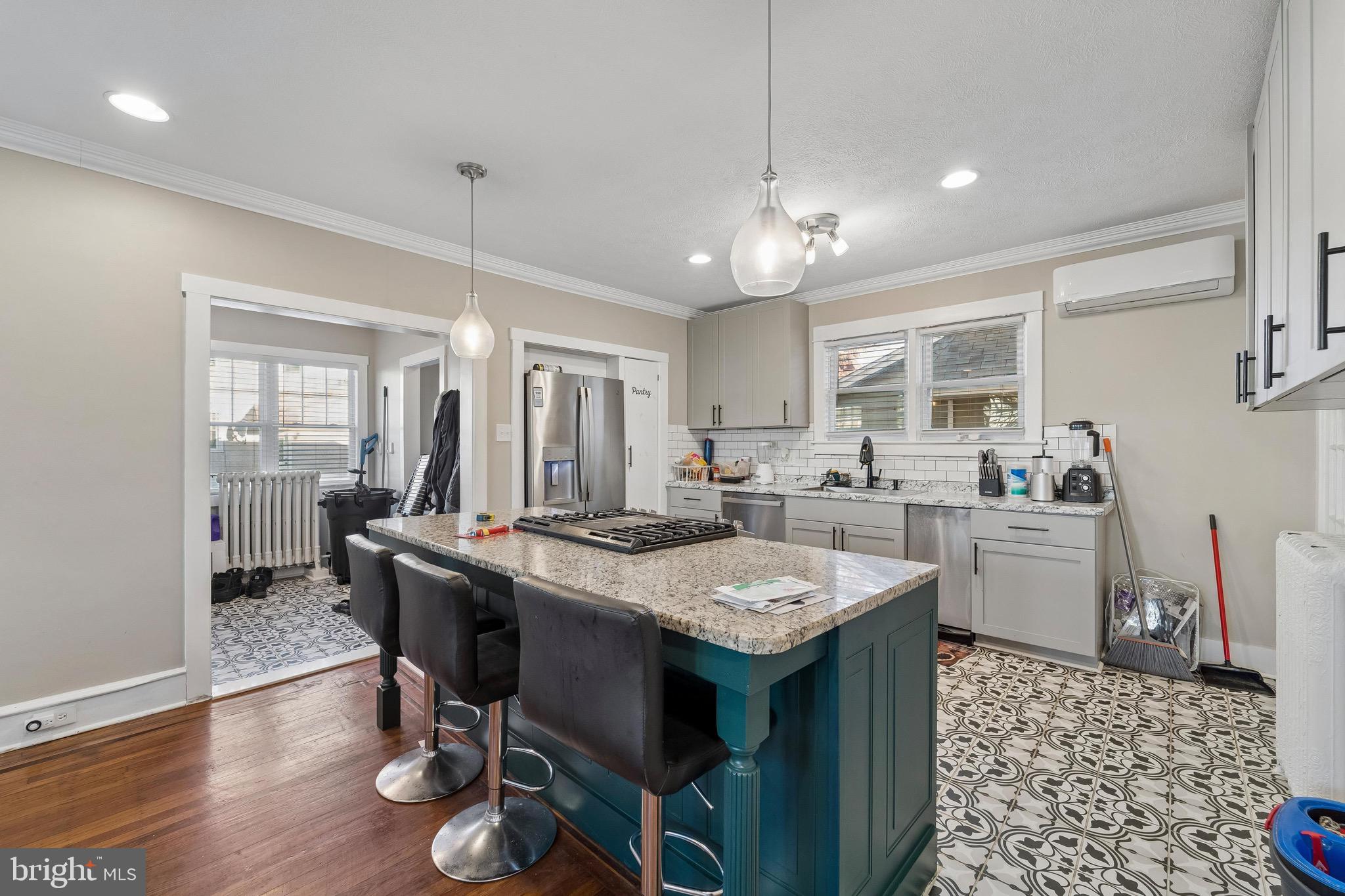 LANSDOWNE - Residential