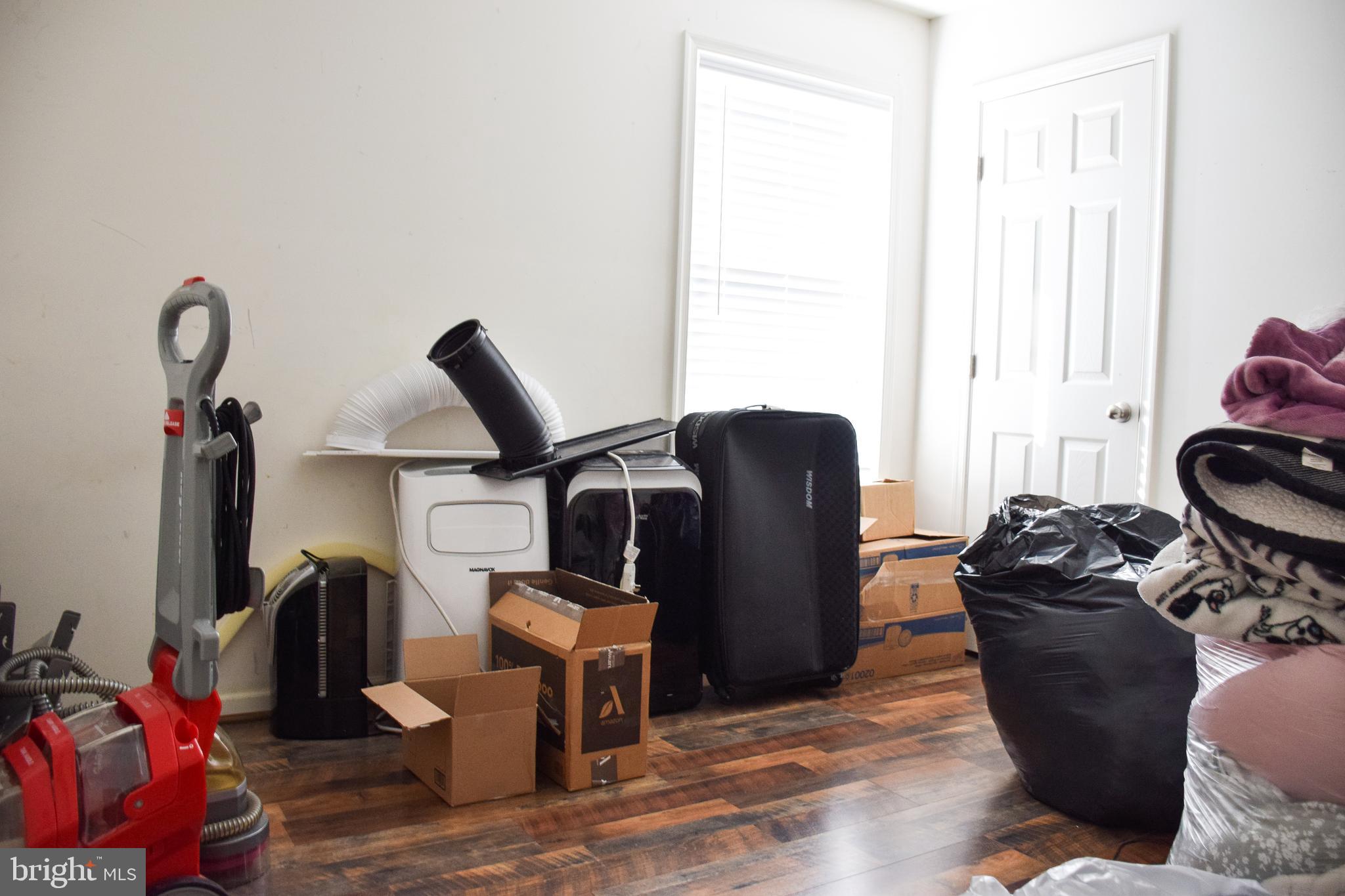 STONEBROOK VILLAGE - Residential