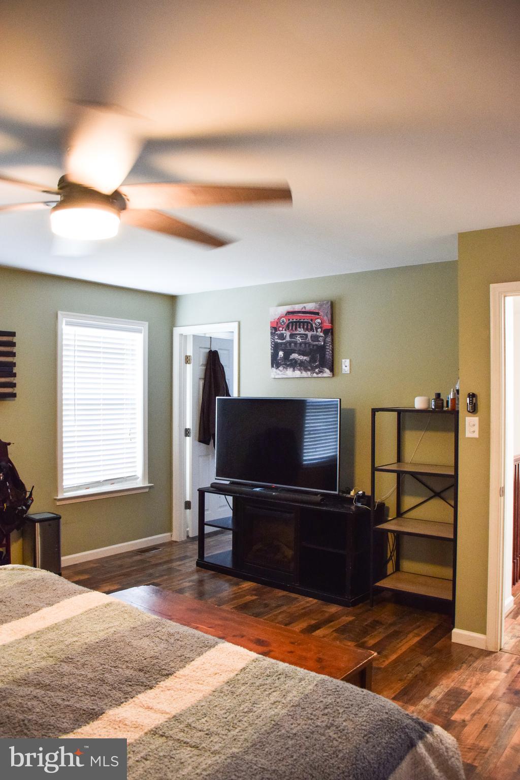 STONEBROOK VILLAGE - Residential