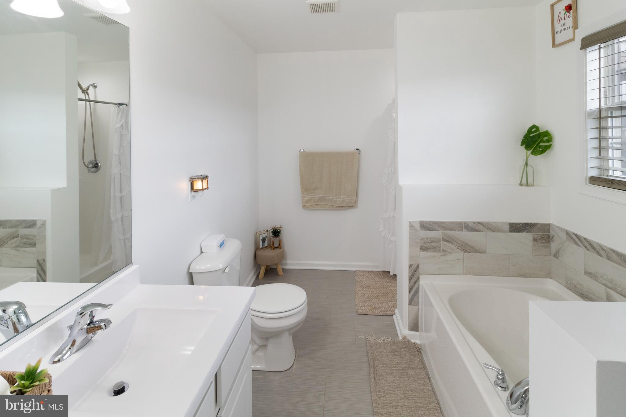 RED HILL - Residential