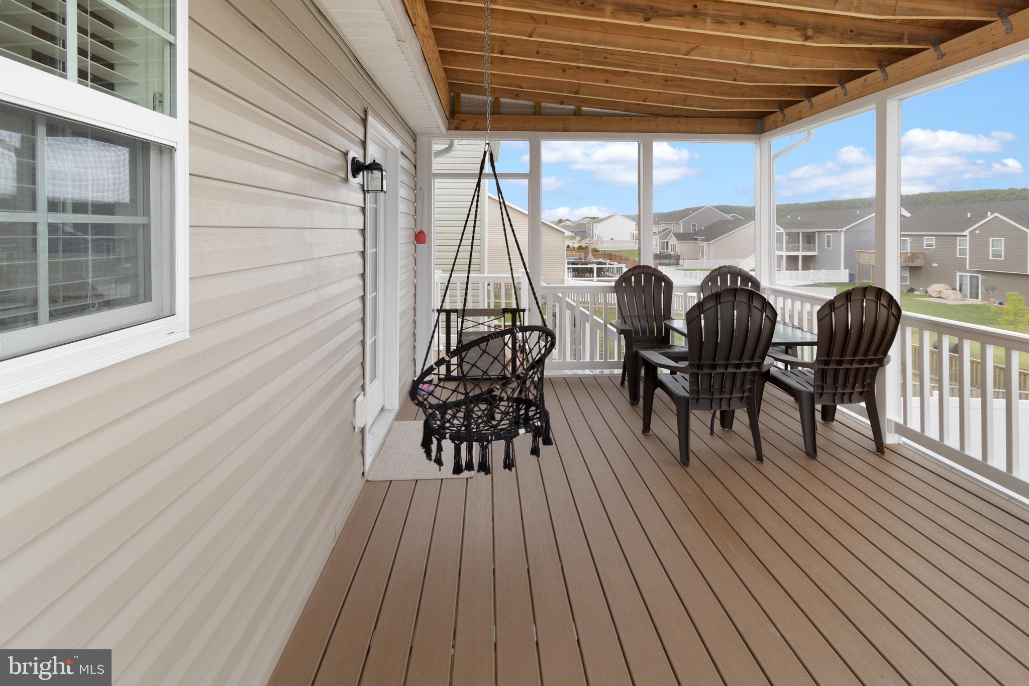 RED HILL - Residential