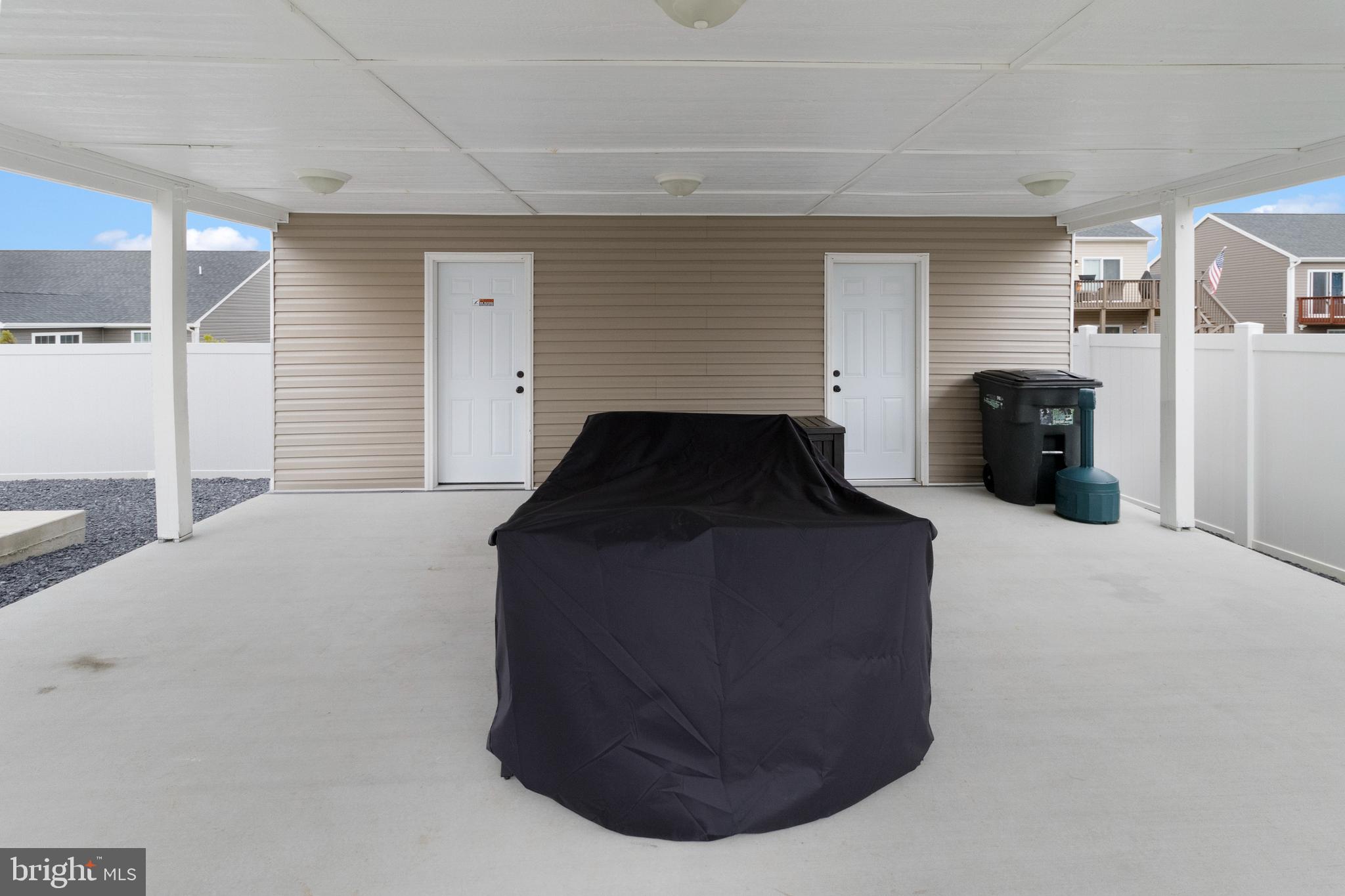 RED HILL - Residential