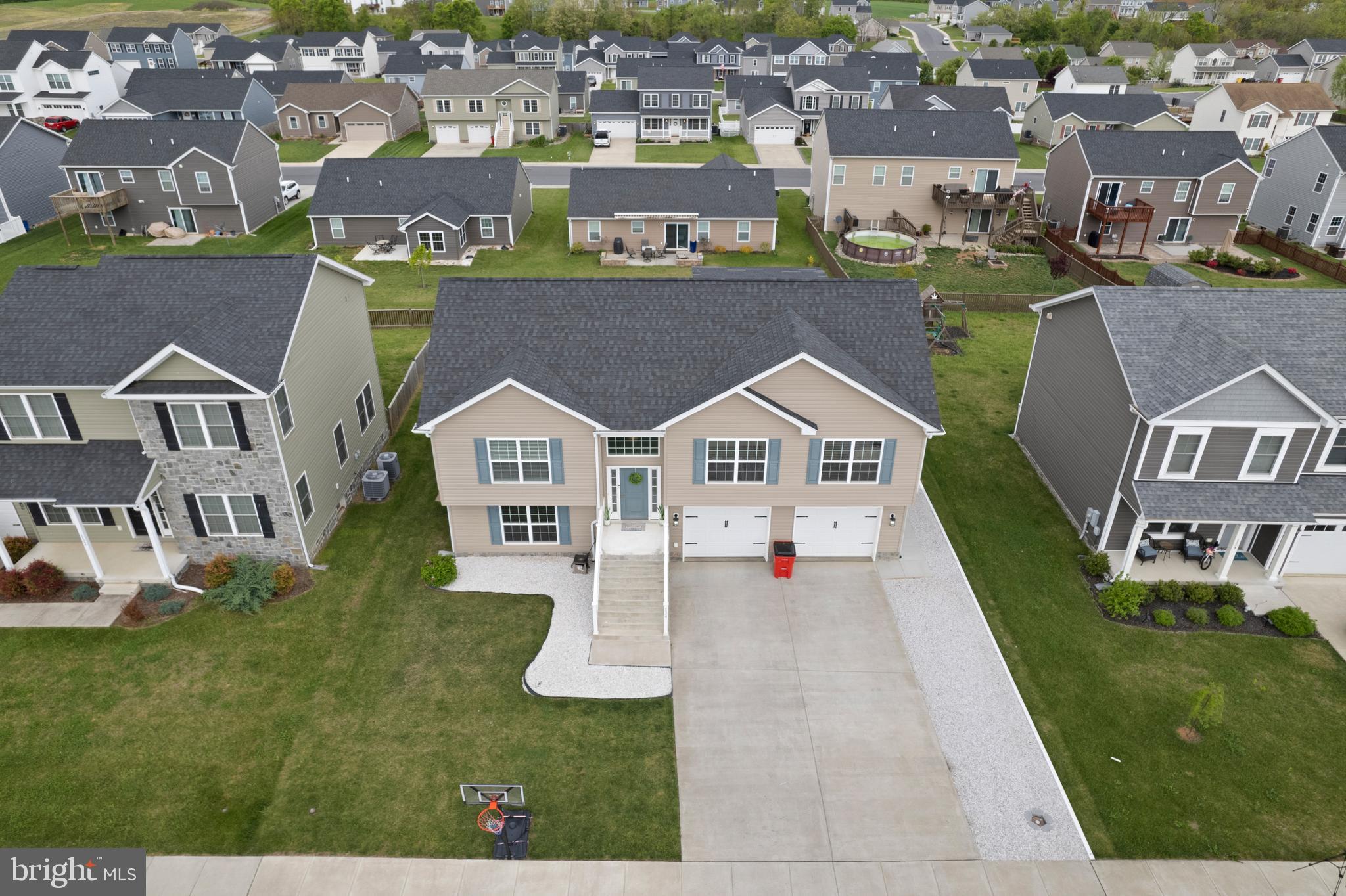 RED HILL - Residential