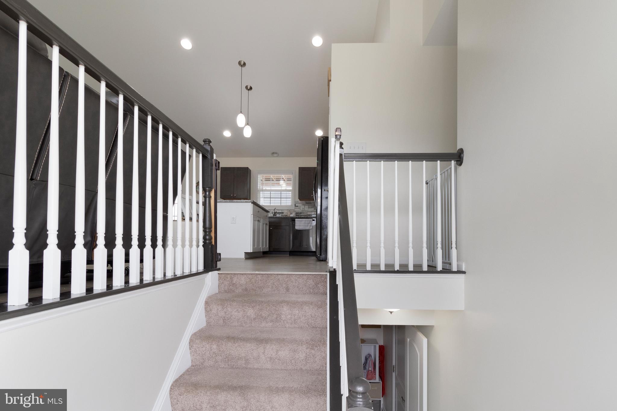 RED HILL - Residential