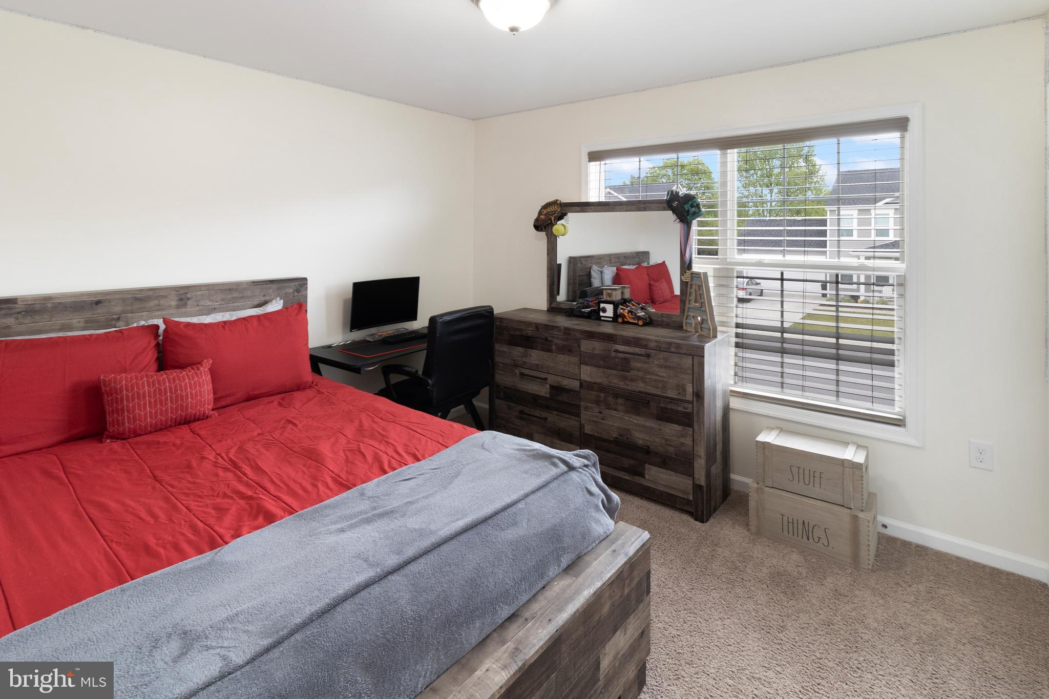 RED HILL - Residential