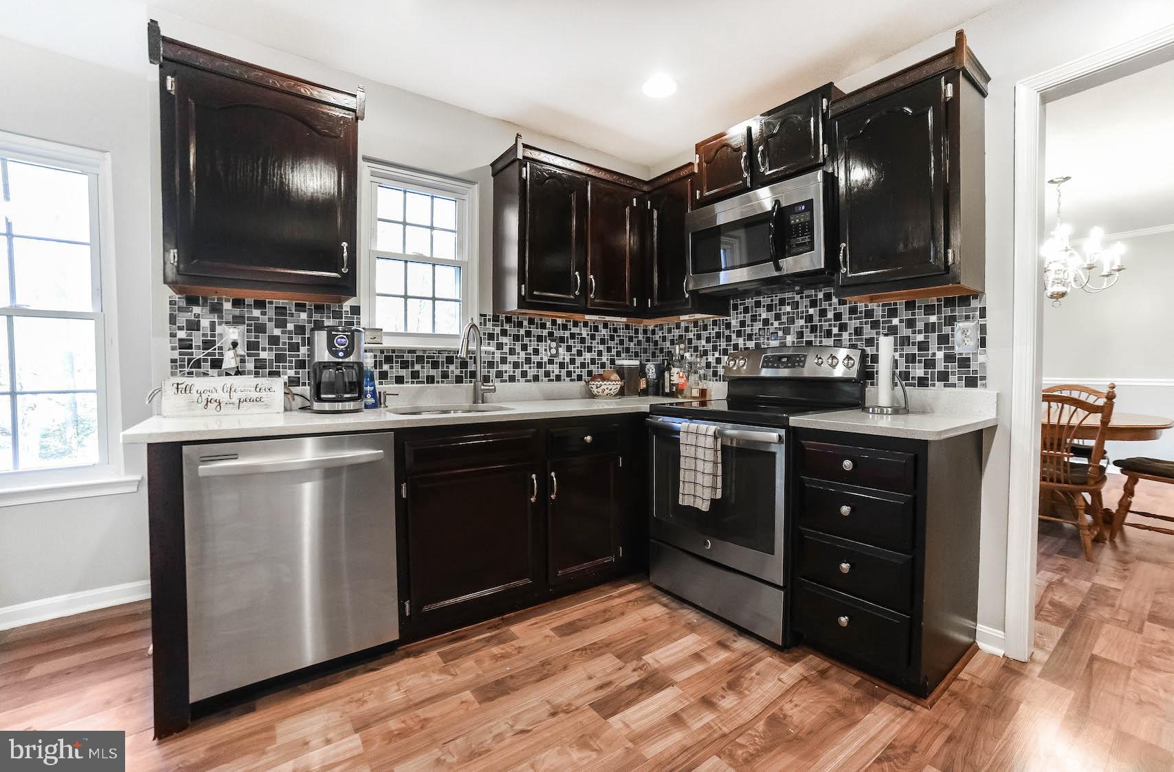 SUMMITT HILL - Residential