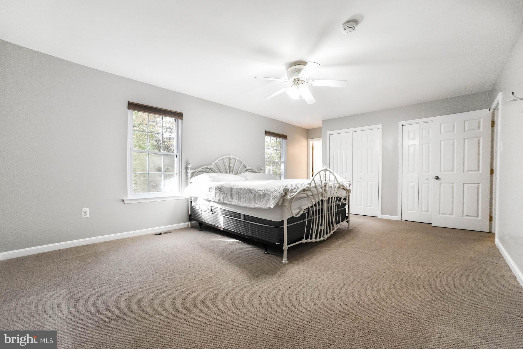 SUMMITT HILL - Residential