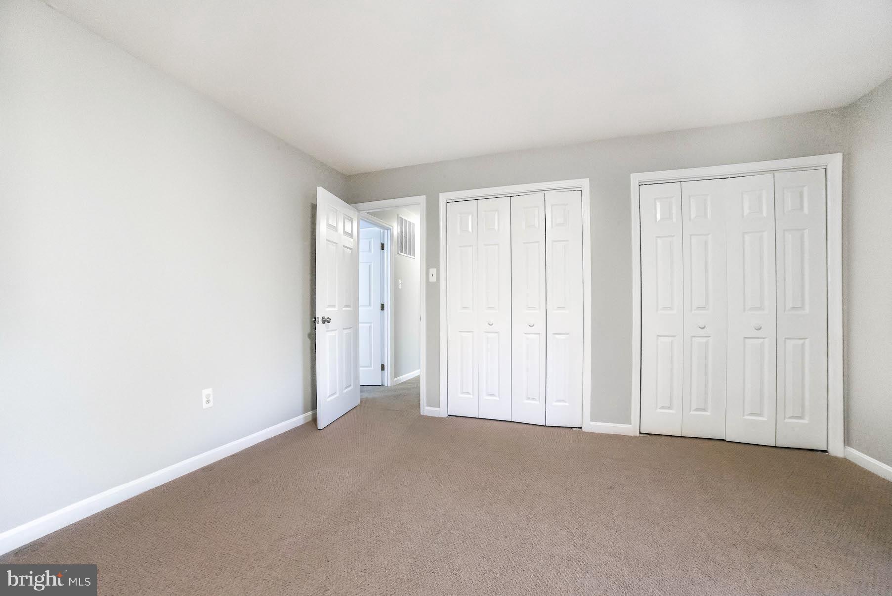 SUMMITT HILL - Residential