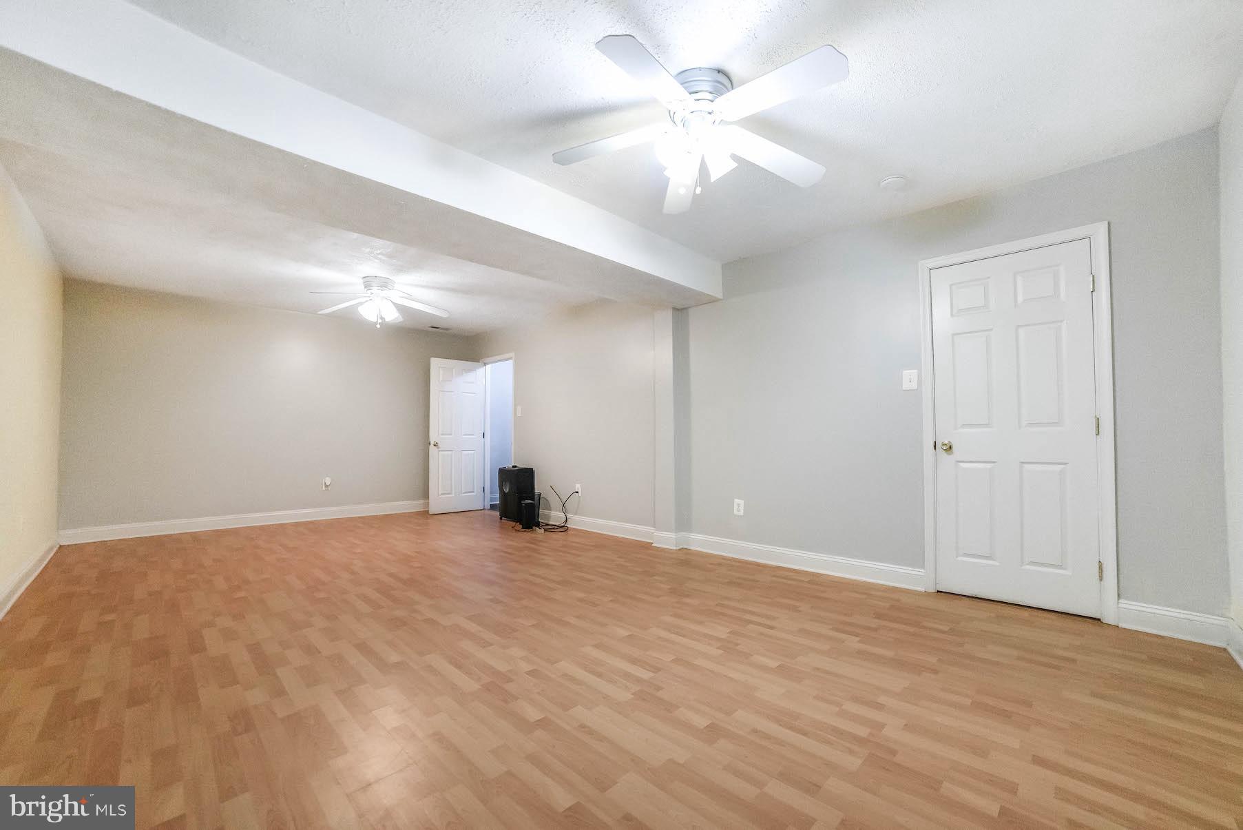 SUMMITT HILL - Residential