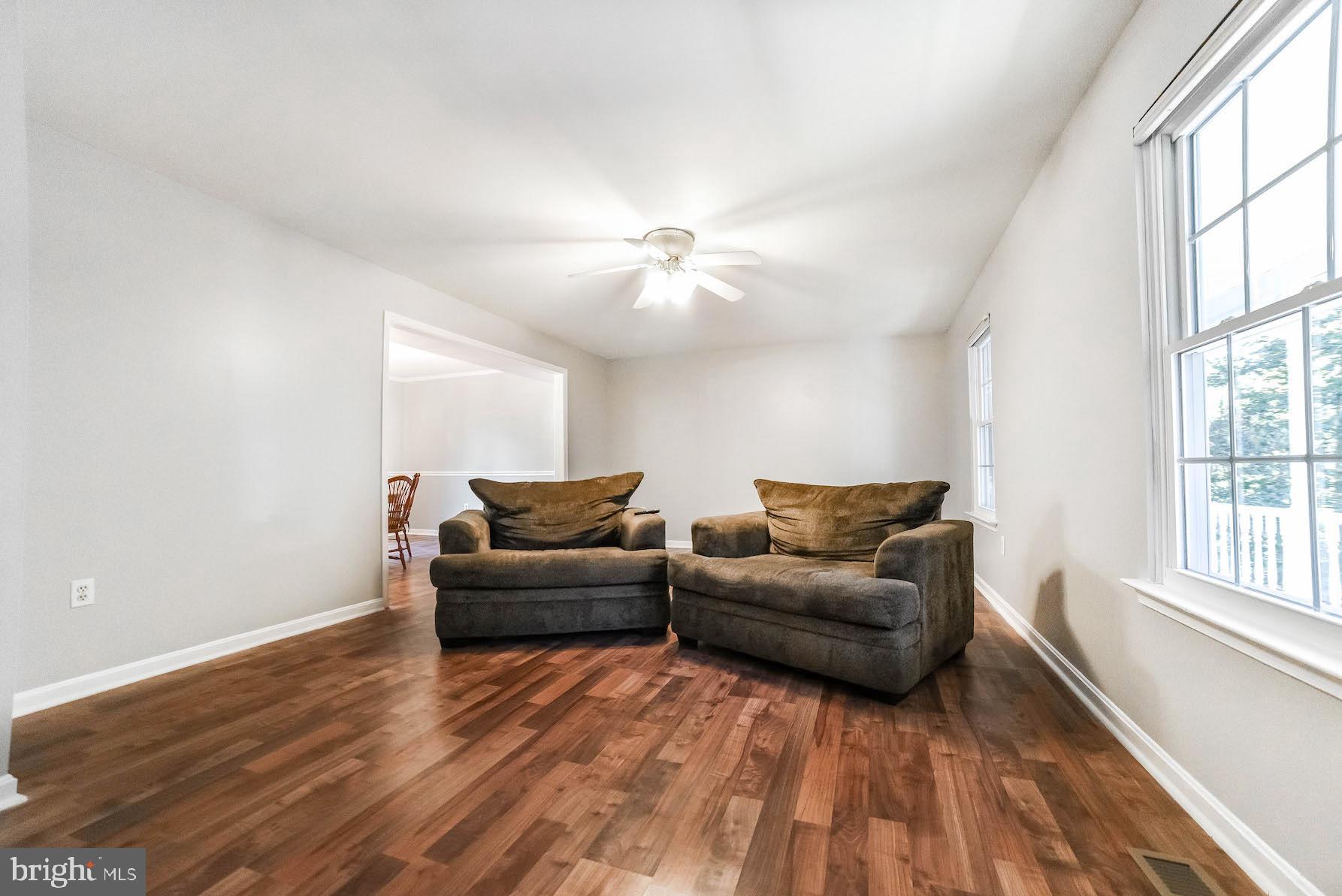 SUMMITT HILL - Residential