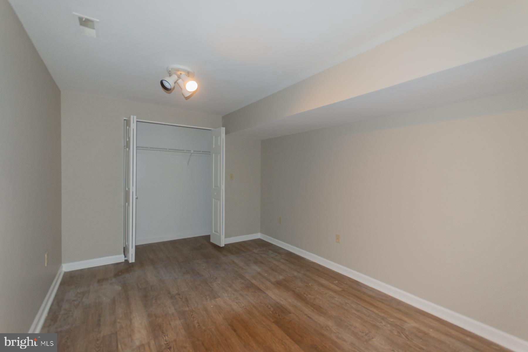 SHANNONDALE - Residential