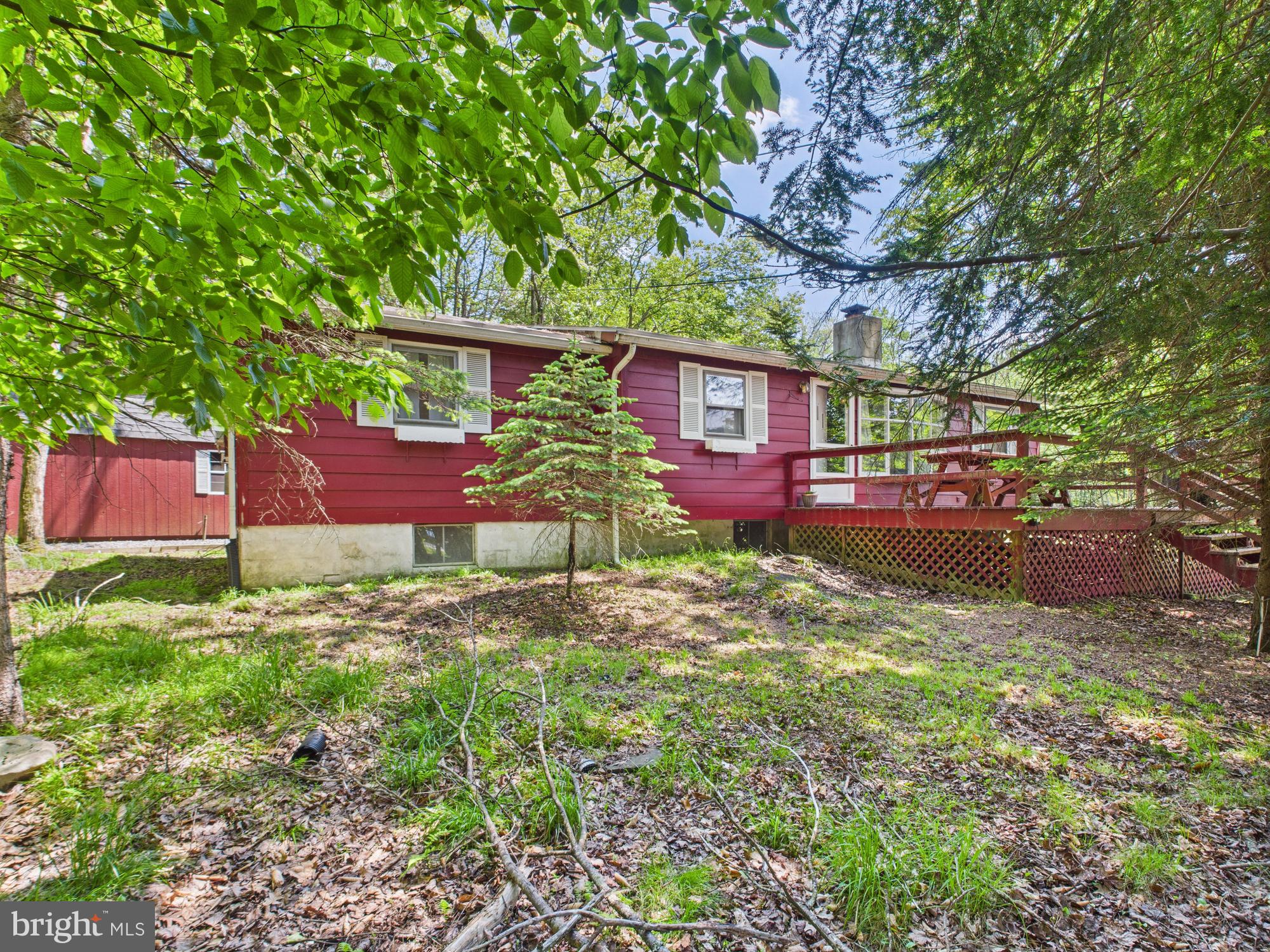 ARROWHEAD LAKE - Residential