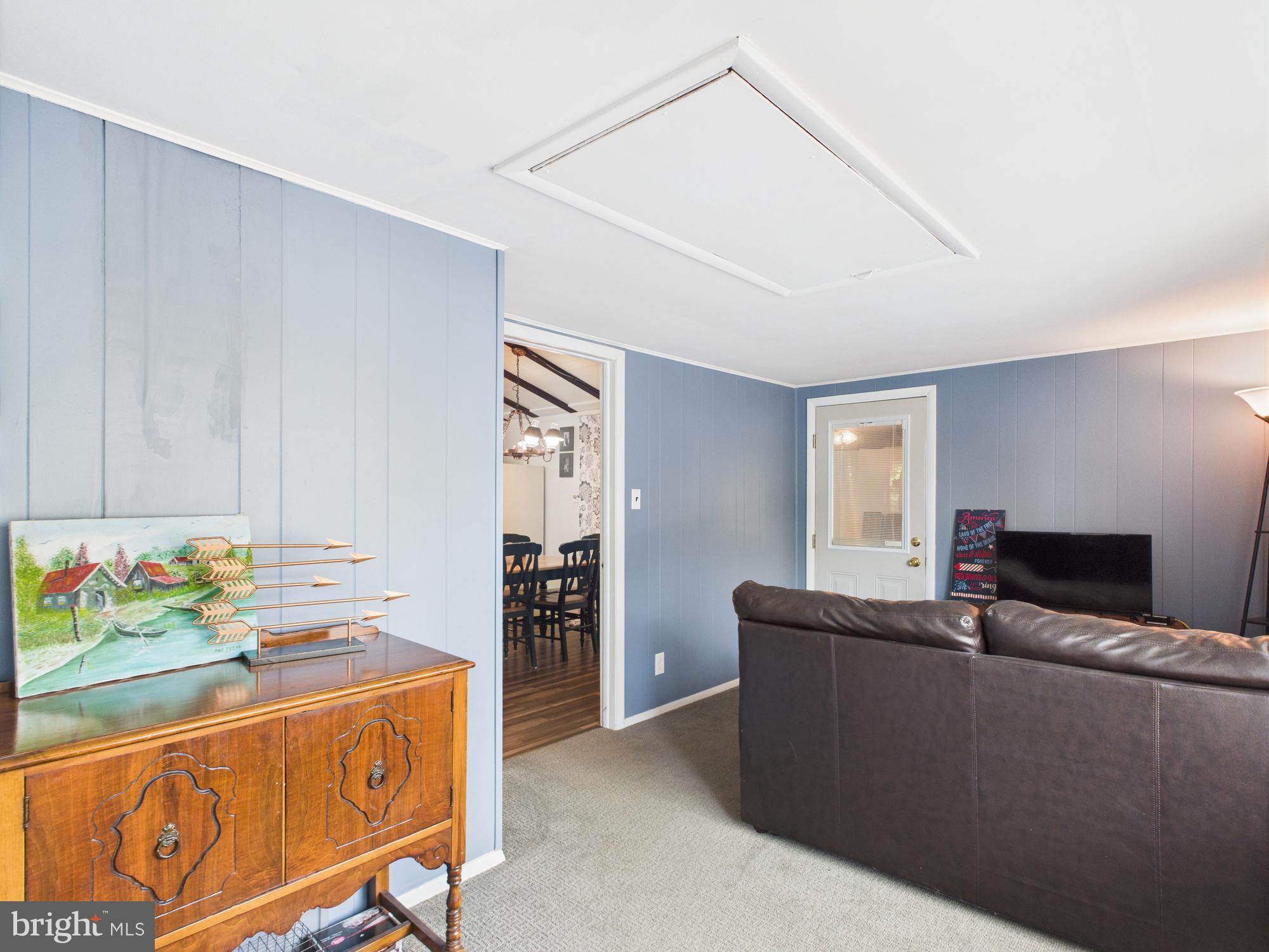 ARROWHEAD LAKE - Residential