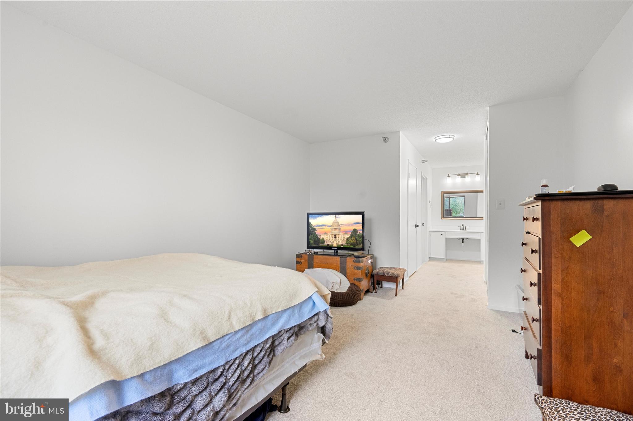 FAIRWAYS NORTH - Residential