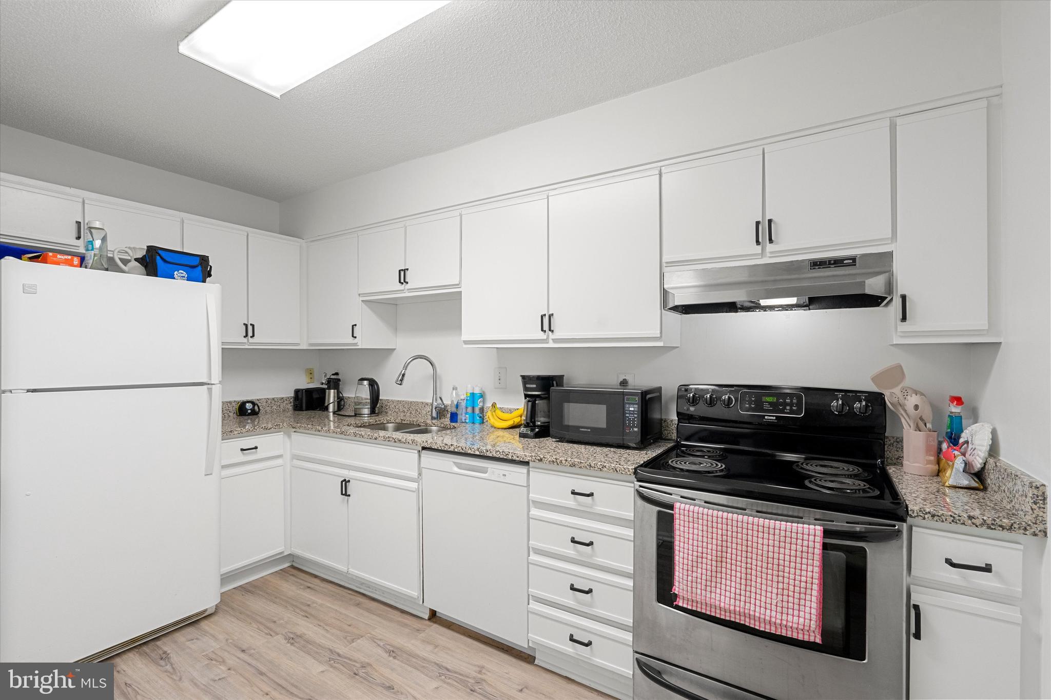 FAIRWAYS NORTH - Residential