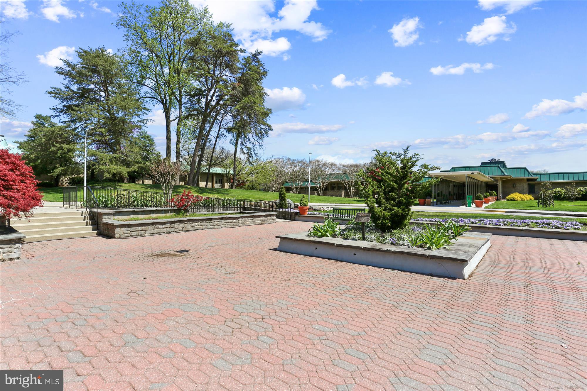 MONTGOMERY MUTUAL COOP - Residential